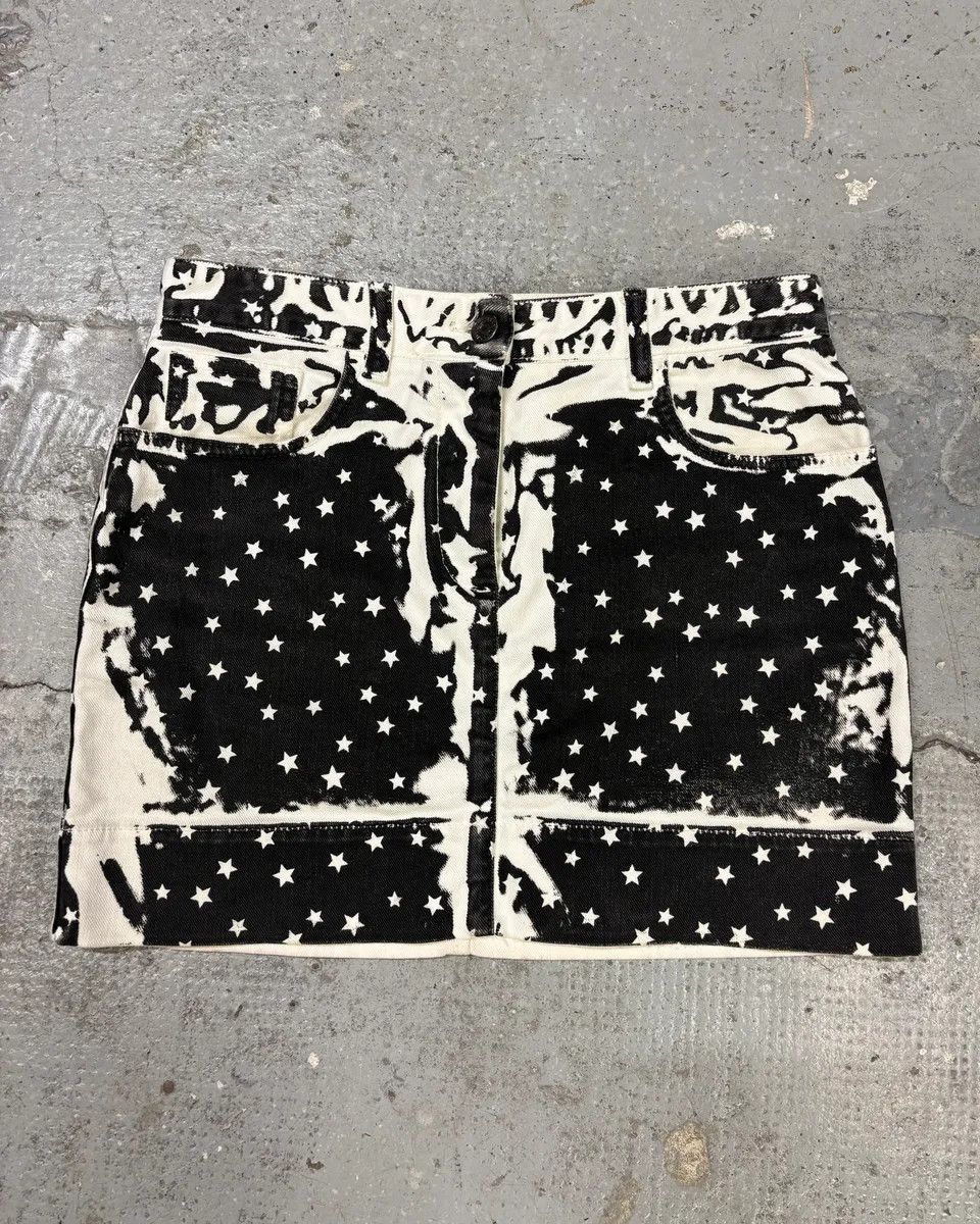 Dolce & Gabbana 2010s Dolce & Gabbana Overprint Stars Black & White Skirt Size 26" / US 2 / IT 38 - 1 Thumbnail