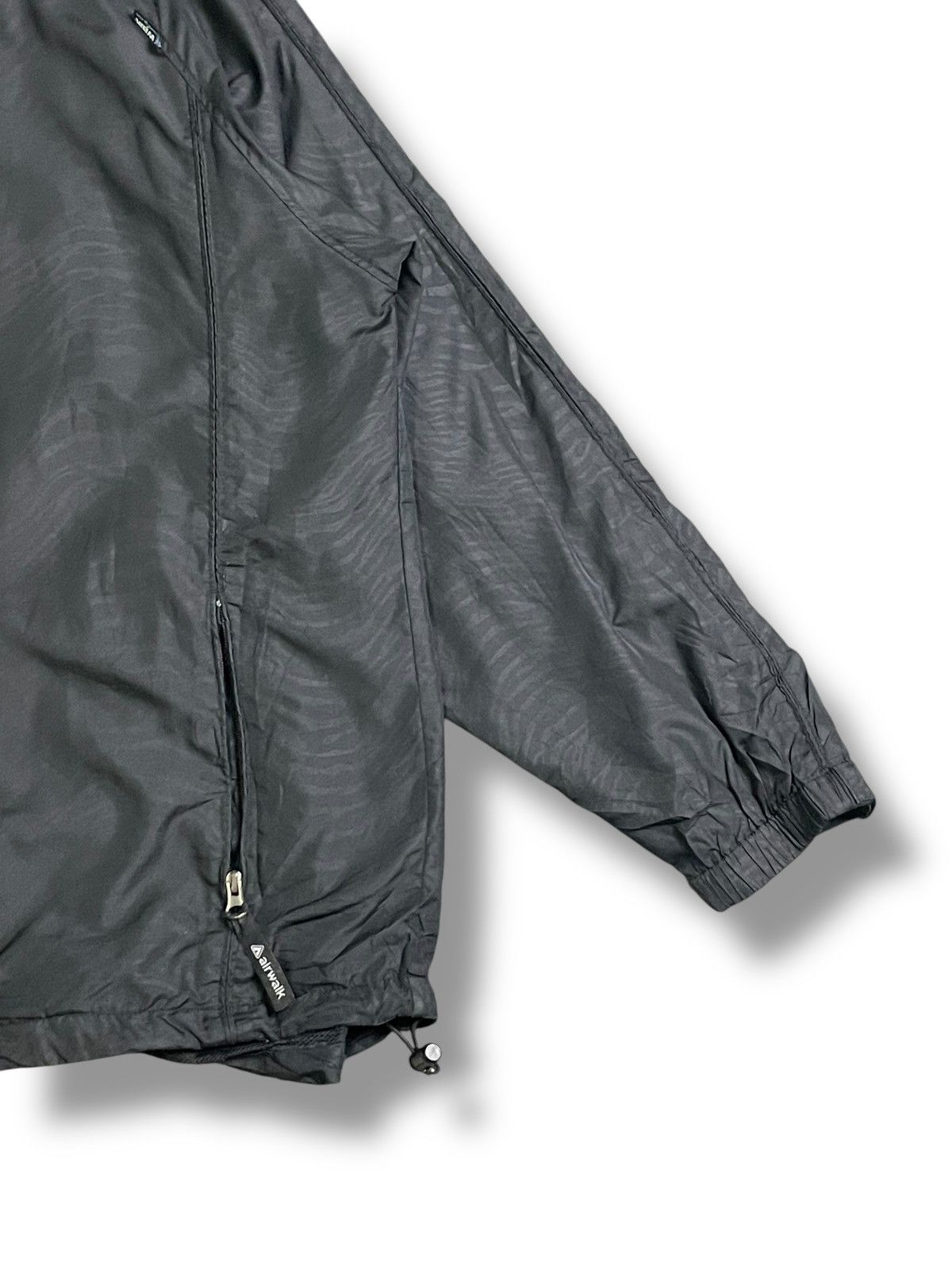 Airwalk × Vintage Airwalk x Vintage Waterproof Windbreaker (39) Size US L / EU 52-54 / 3 - 6 Thumbnail