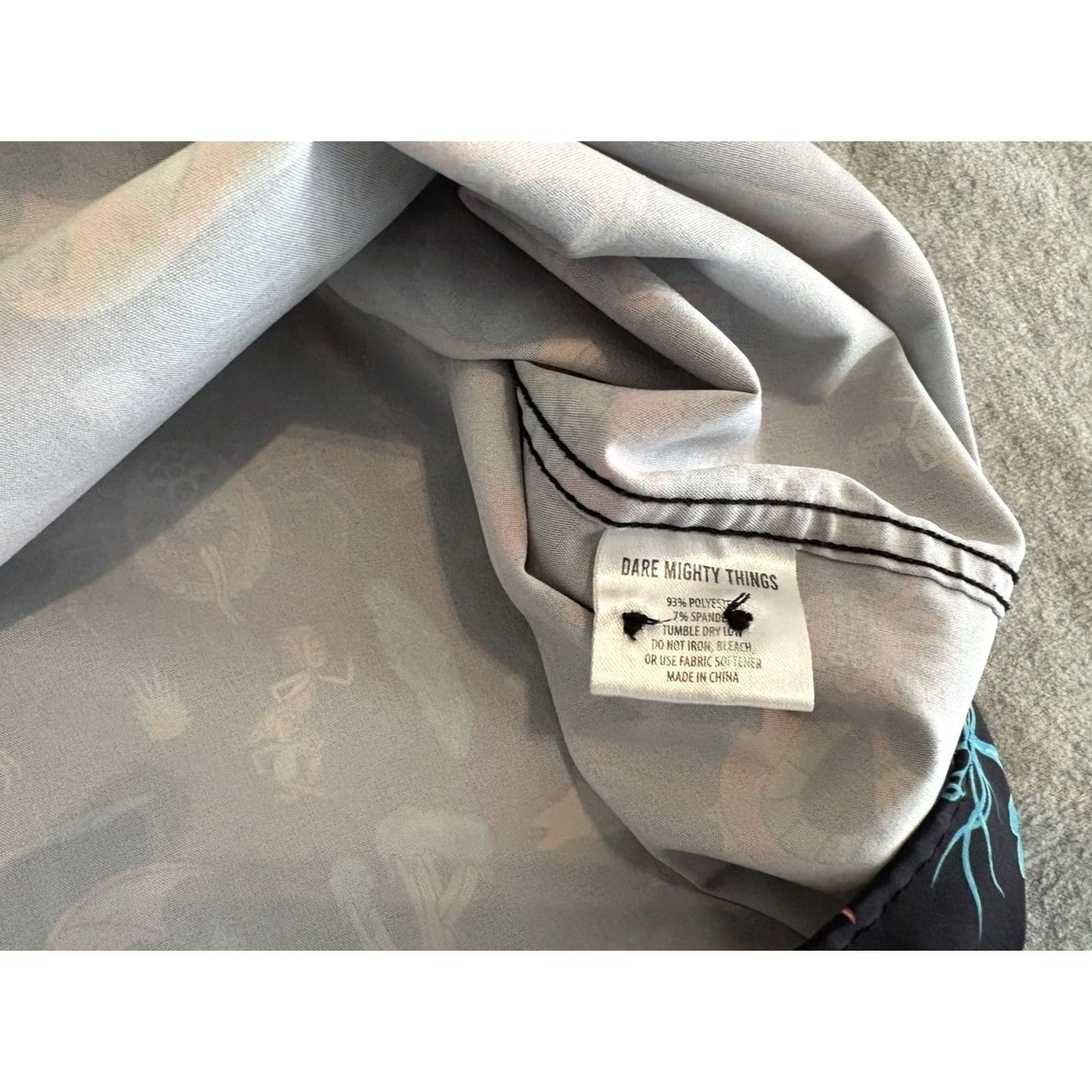 Vintage RSVLTS Rick and Morty Monster Run Button Up Shirt Kunuflex Mens 4XL Size US XXL / EU 58 / 5 - 4 Thumbnail