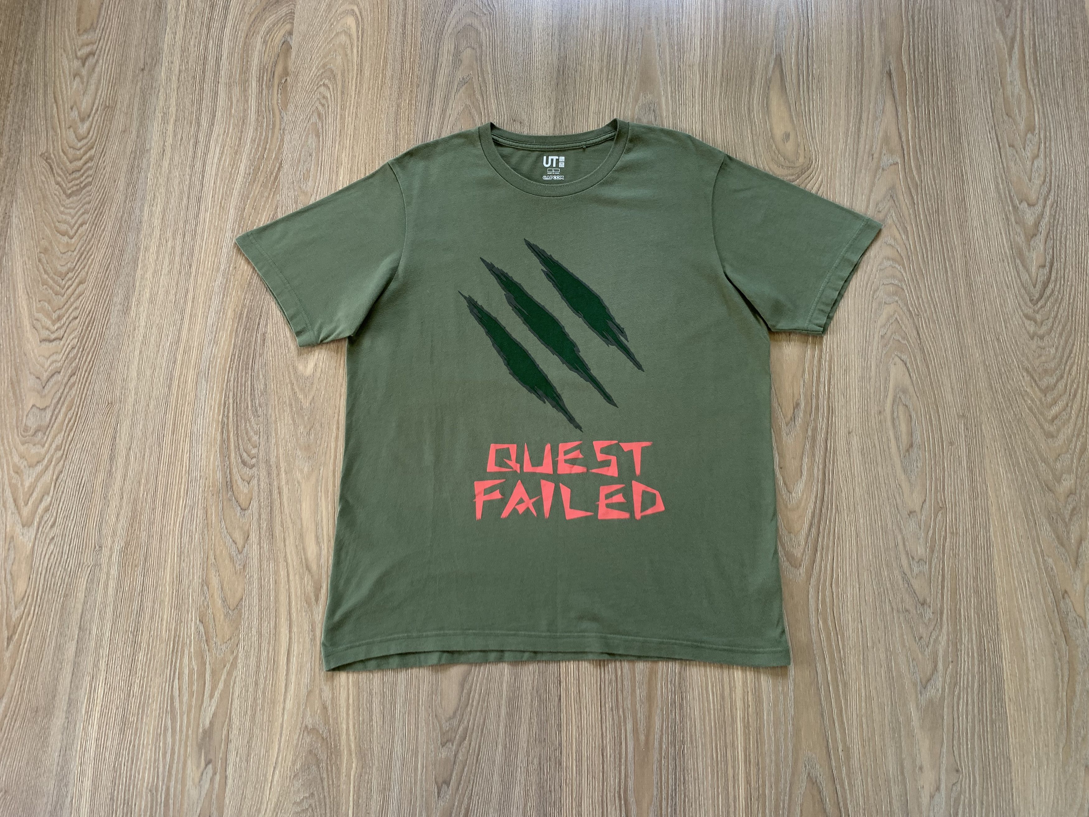 Uniqlo Uniqlo UT Monster Hunter Capcom Quest Failed T-Shirt Size US L / EU 52-54 / 3 - 2 Thumbnail