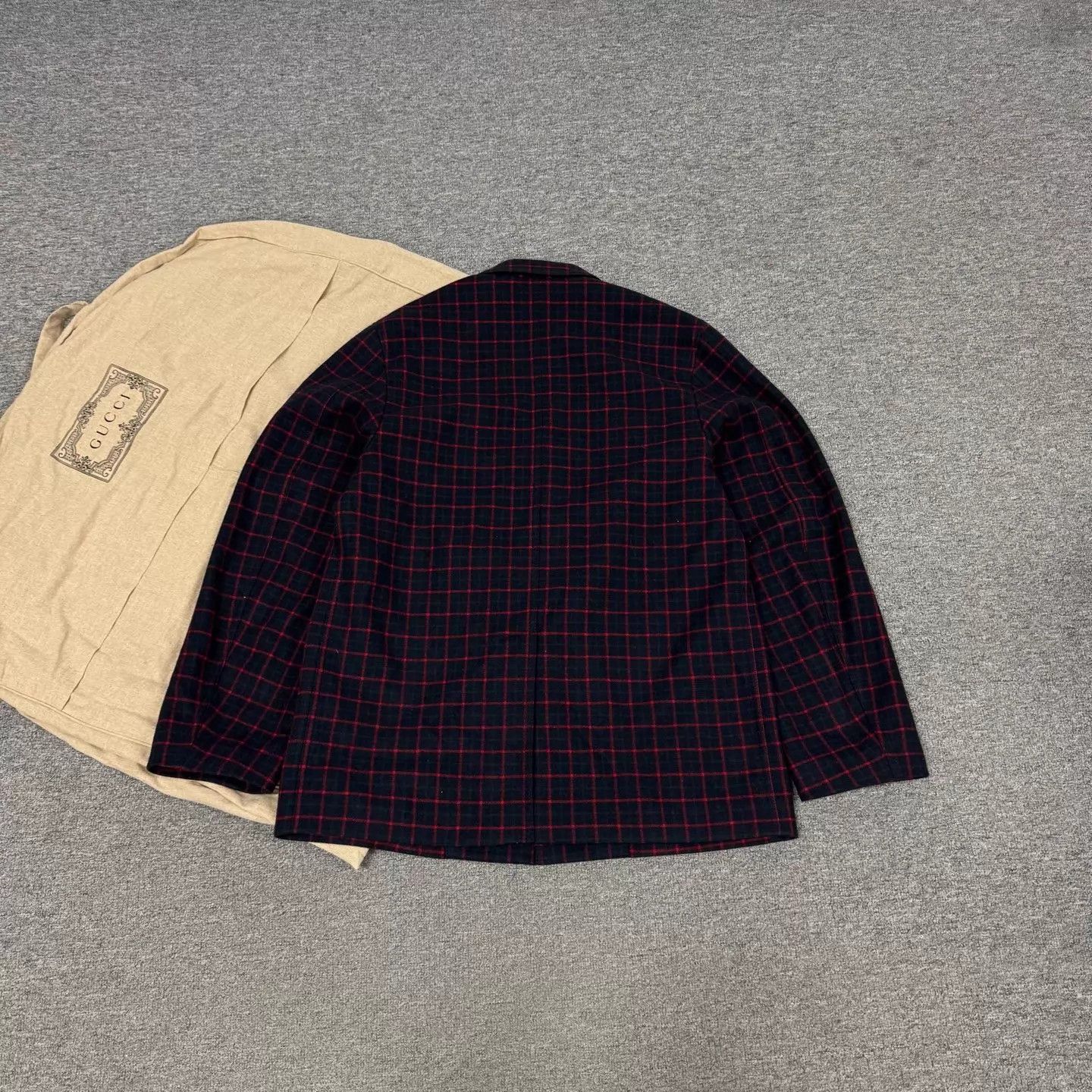 Gucci Gucci black red check embroidered logo oversized blazer Size US M / EU 48-50 / 2 - 2 Thumbnail