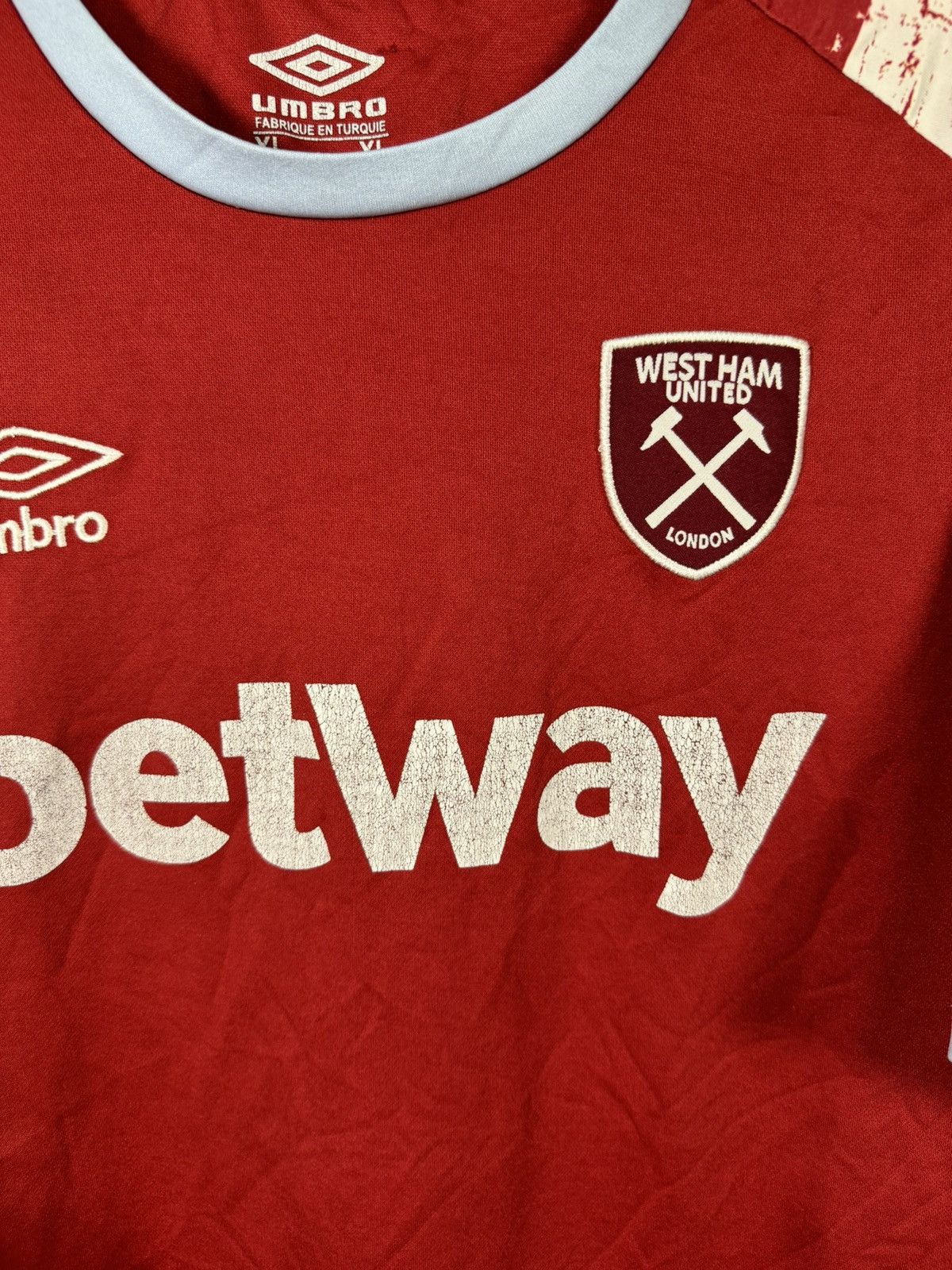 Vintage Vintage West Ham United 2022/23 Umbro Fan Jersey Blokcore XL Size US XL / EU 56 / 4 - 8 Thumbnail
