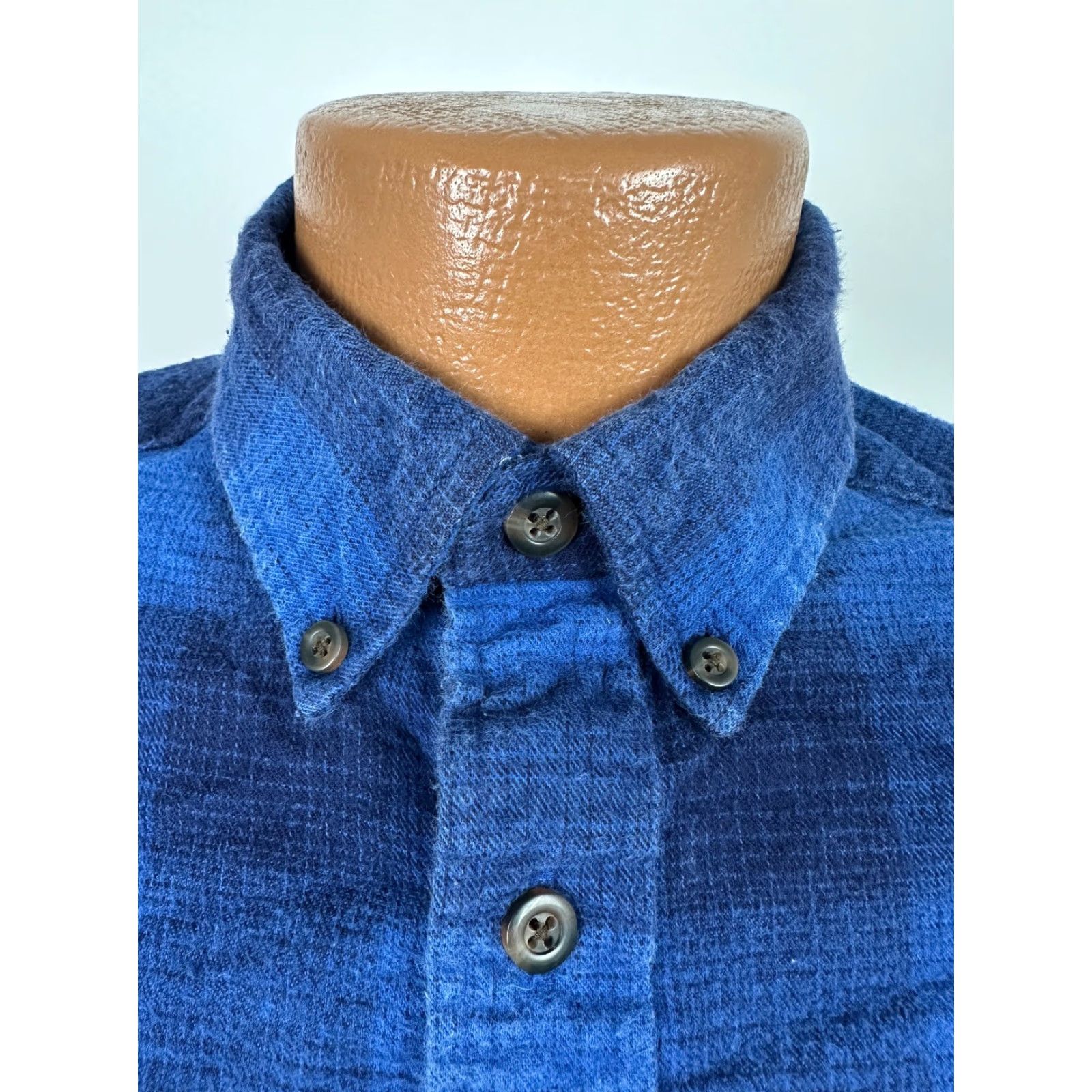 Roundtree & Yorke VINTAGE Roundtree & Yorke Blue Check Flannel Shirt Men Medium Faded Grunge 90s Casual Size US M / EU 48-50 / 2 - 3 Thumbnail