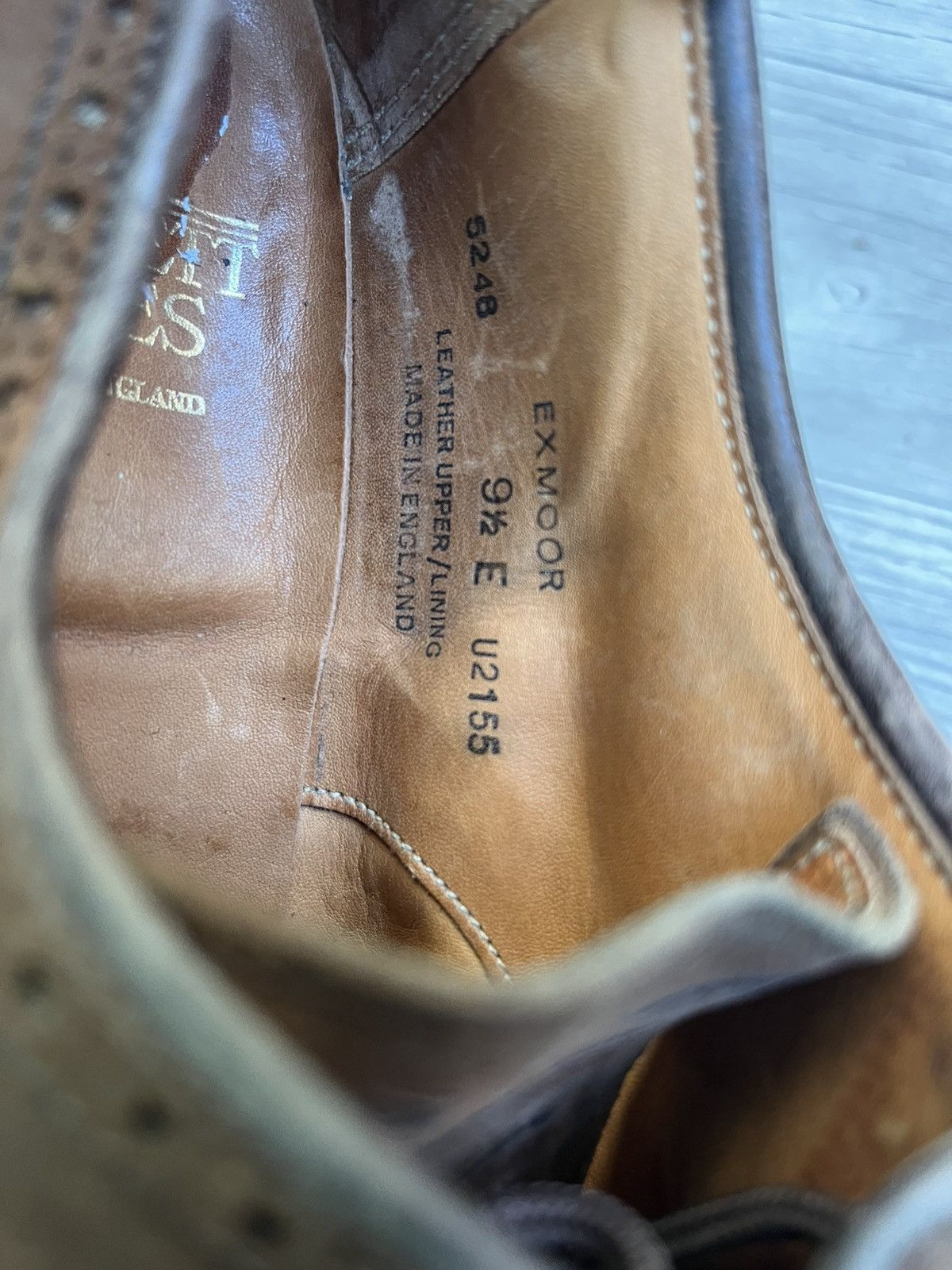 Crockett & Jones Crockett & jones brown suede wingtip oxford leather shoes Size US 10.5 / EU 43-44 - 15 Thumbnail