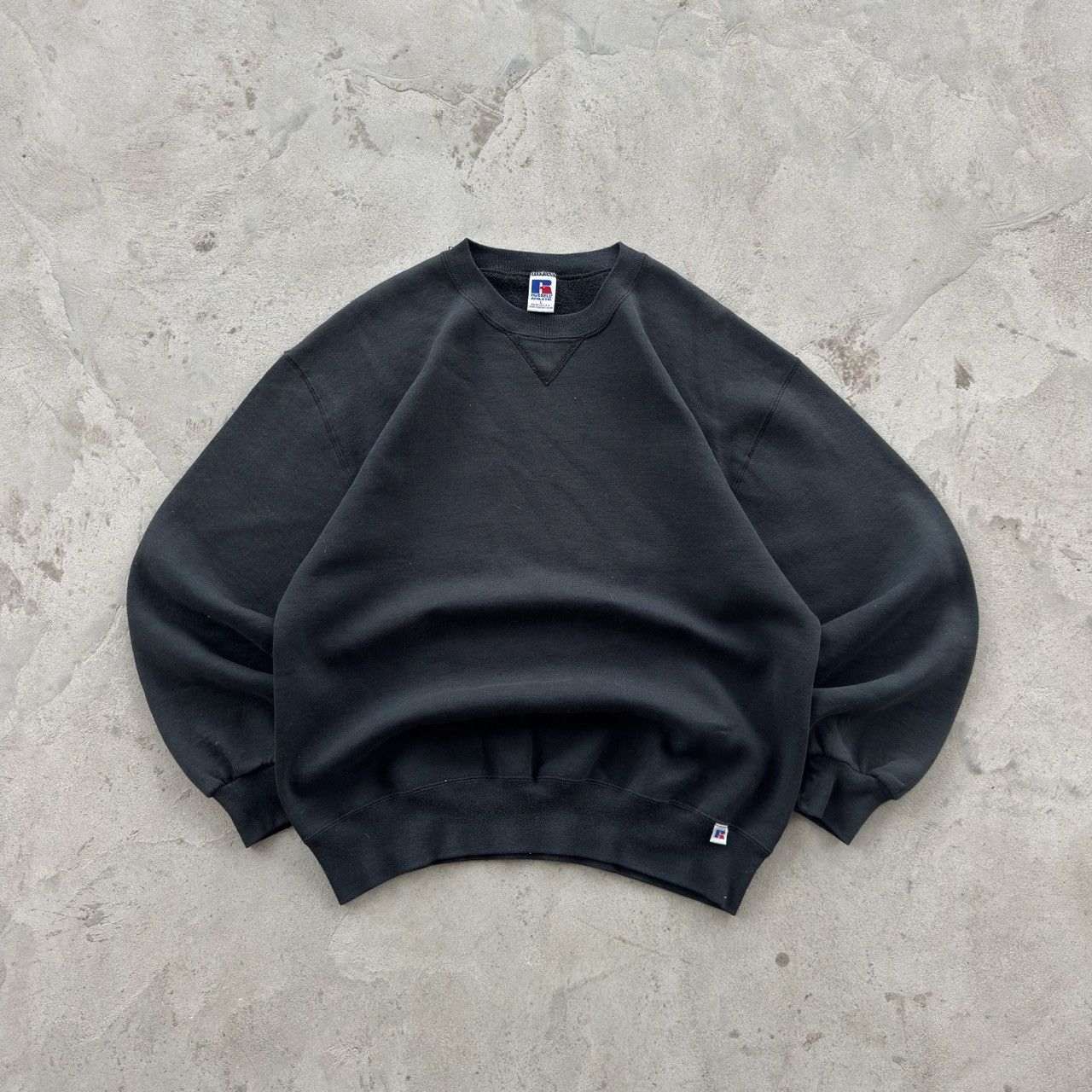Russell Athletic Vintage 90s Russell Athletic Basic Sweatshirt Size US L / EU 52-54 / 3 - 1 Thumbnail