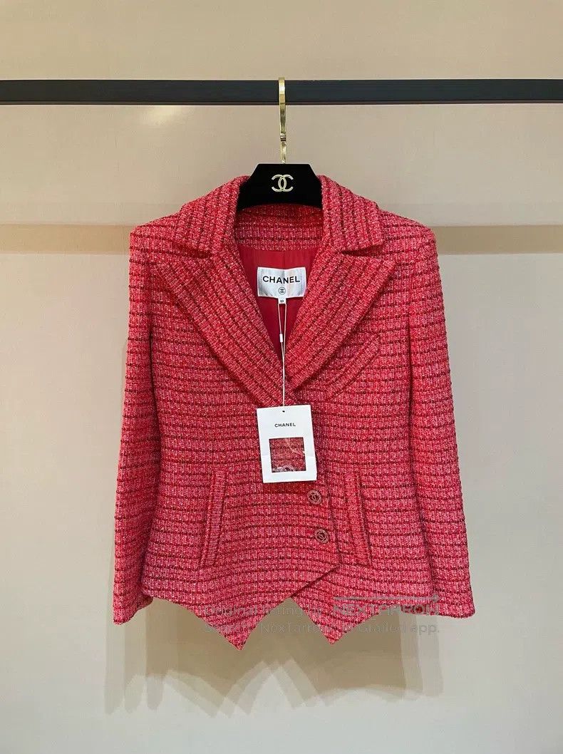 Chanel Chanel Preview series watermelon red flower intimate coat Size XXS / US 00 / IT 34 - 1 Thumbnail