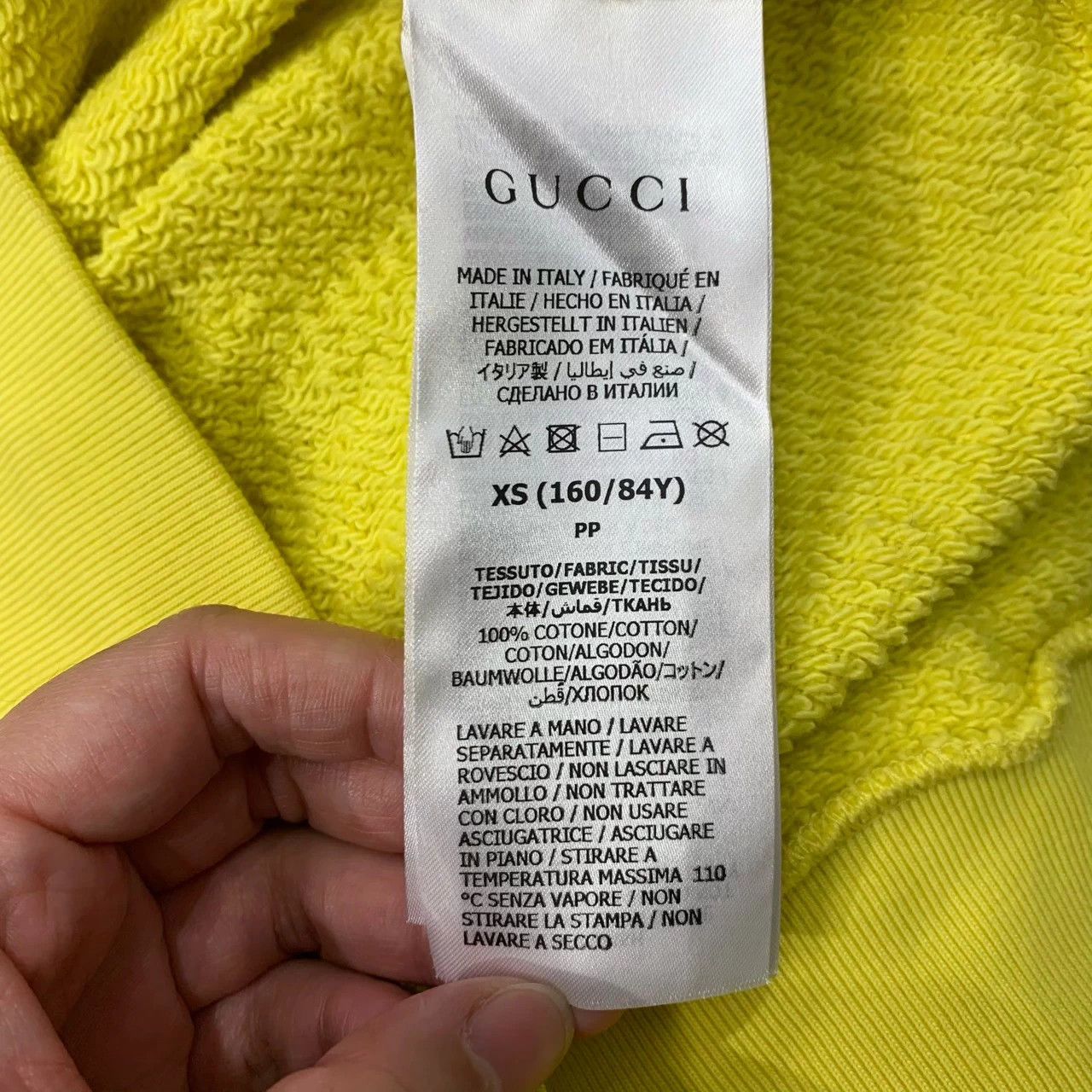 Gucci Gucci yellow lemon print LS sweat XS 95 new JZ1183 Size US XS / EU 42 / 0 - 5 Thumbnail