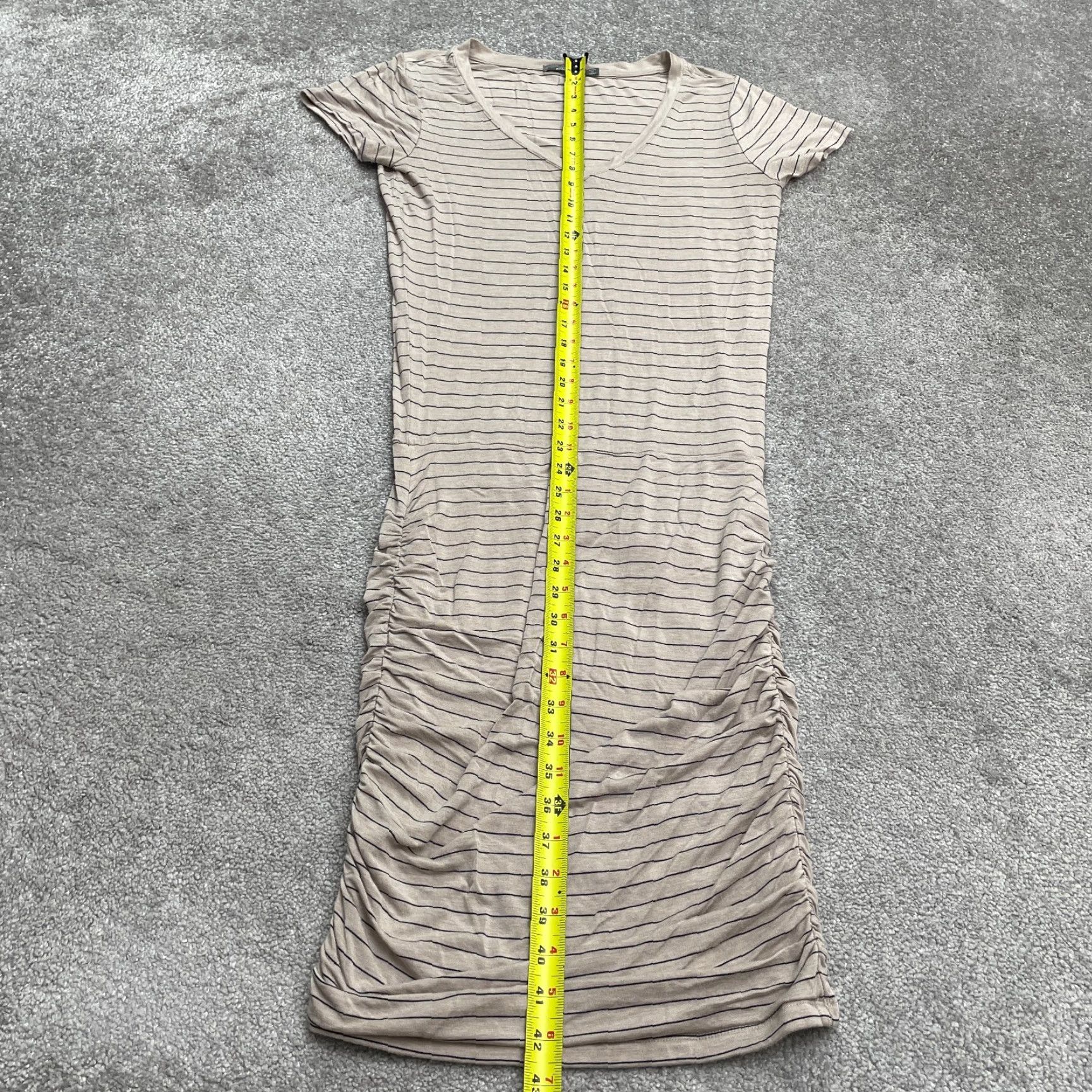 Prana VINTAGE Prana Bodycon Midi Dress Womens Medium Short Sleeve Striped Beige Stretch Casual Size M / US 6-8 / IT 42-44 - 6 Thumbnail