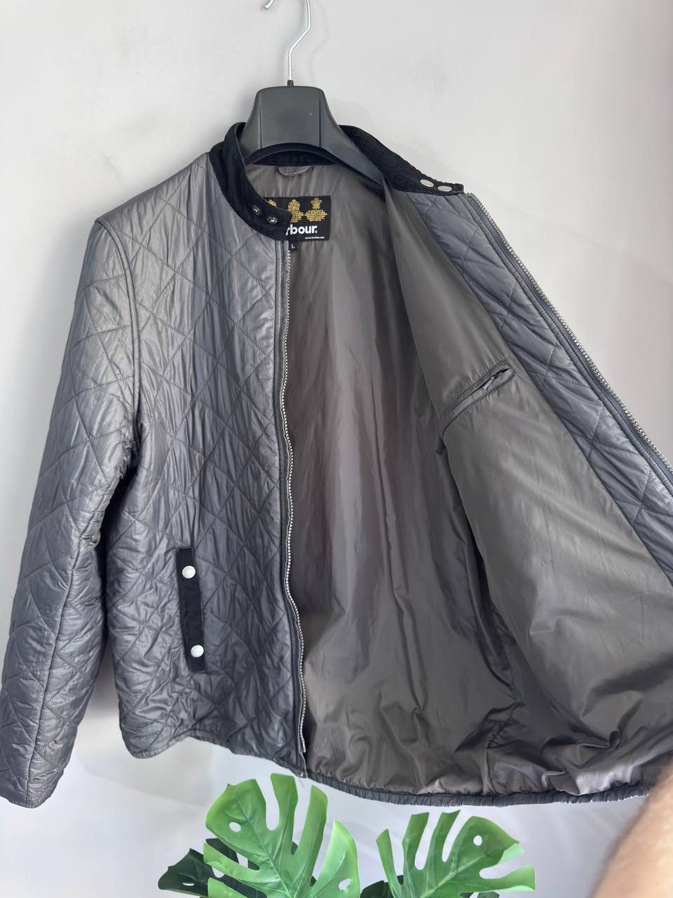 Barbour Barbour International Men's Dark Grey Quilted Jacket, Size L Size US L / EU 52-54 / 3 - 12 Thumbnail