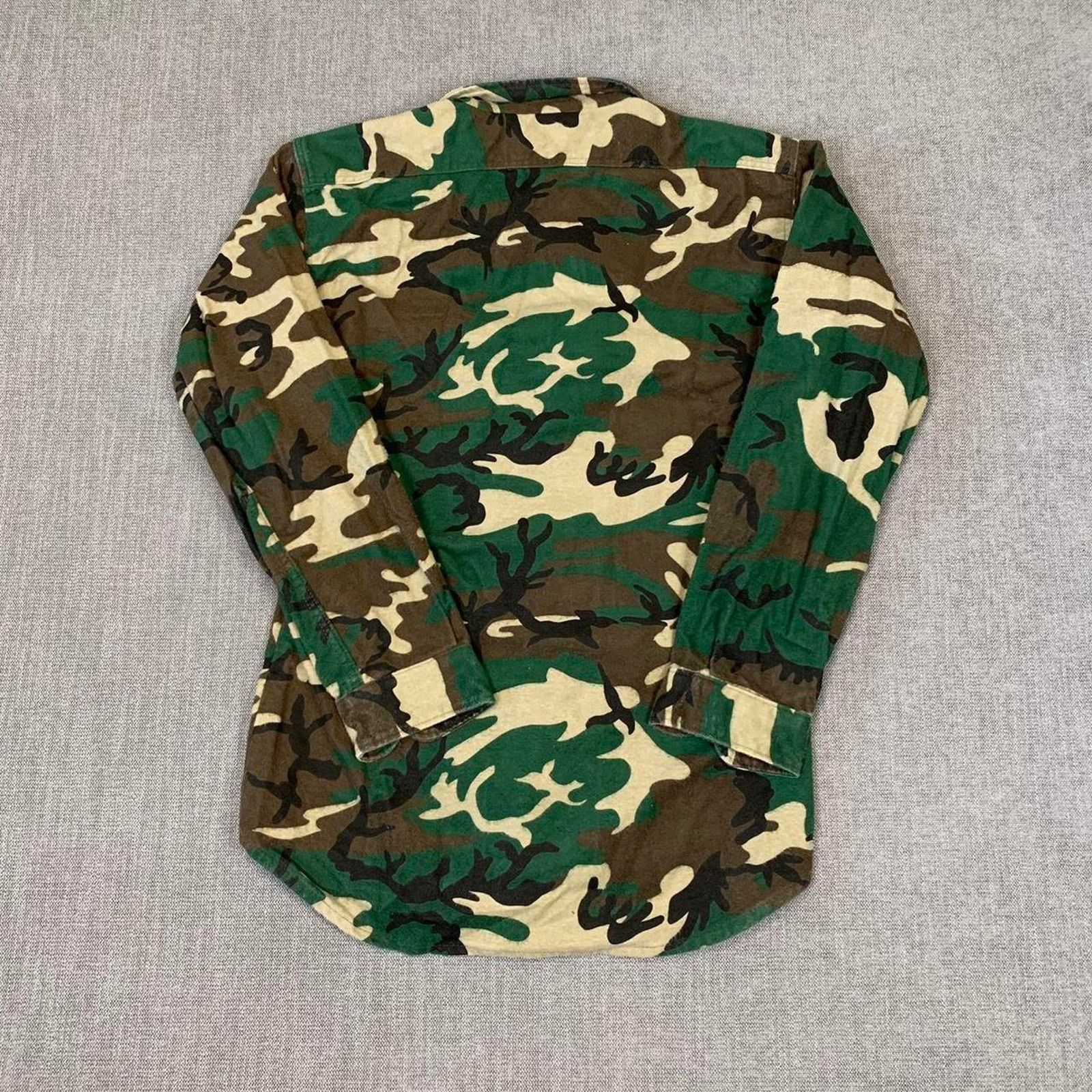 Vintage Vintage Cabela's Woodland Camo button up flannel shirt Size US L / EU 52-54 / 3 - 3 Thumbnail