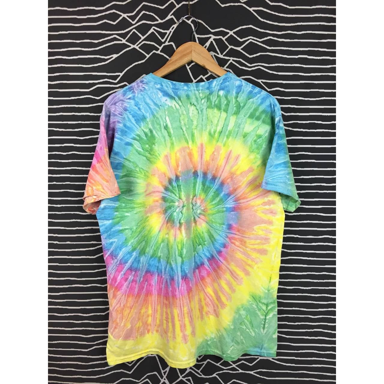 Vintage Survived Another Weekend With The Girls Up North Tie Dye Tee Size US L / EU 52-54 / 3 - 6 Thumbnail