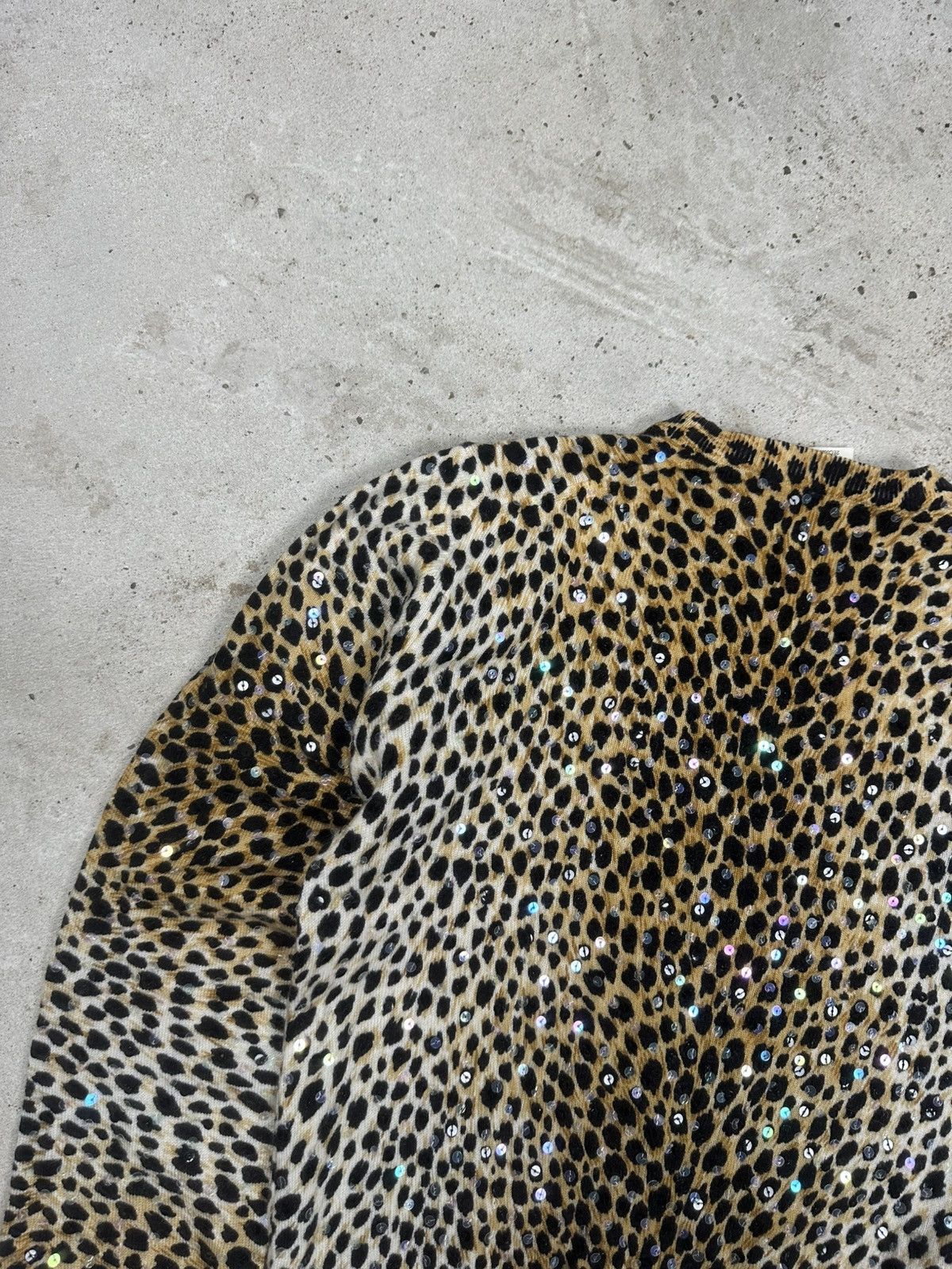 Dolce & Gabbana Vintage 90s Dolce & Gabbana Leopard Print Cashmere Sweater Size M / US 6-8 / IT 42-44 - 15 Thumbnail