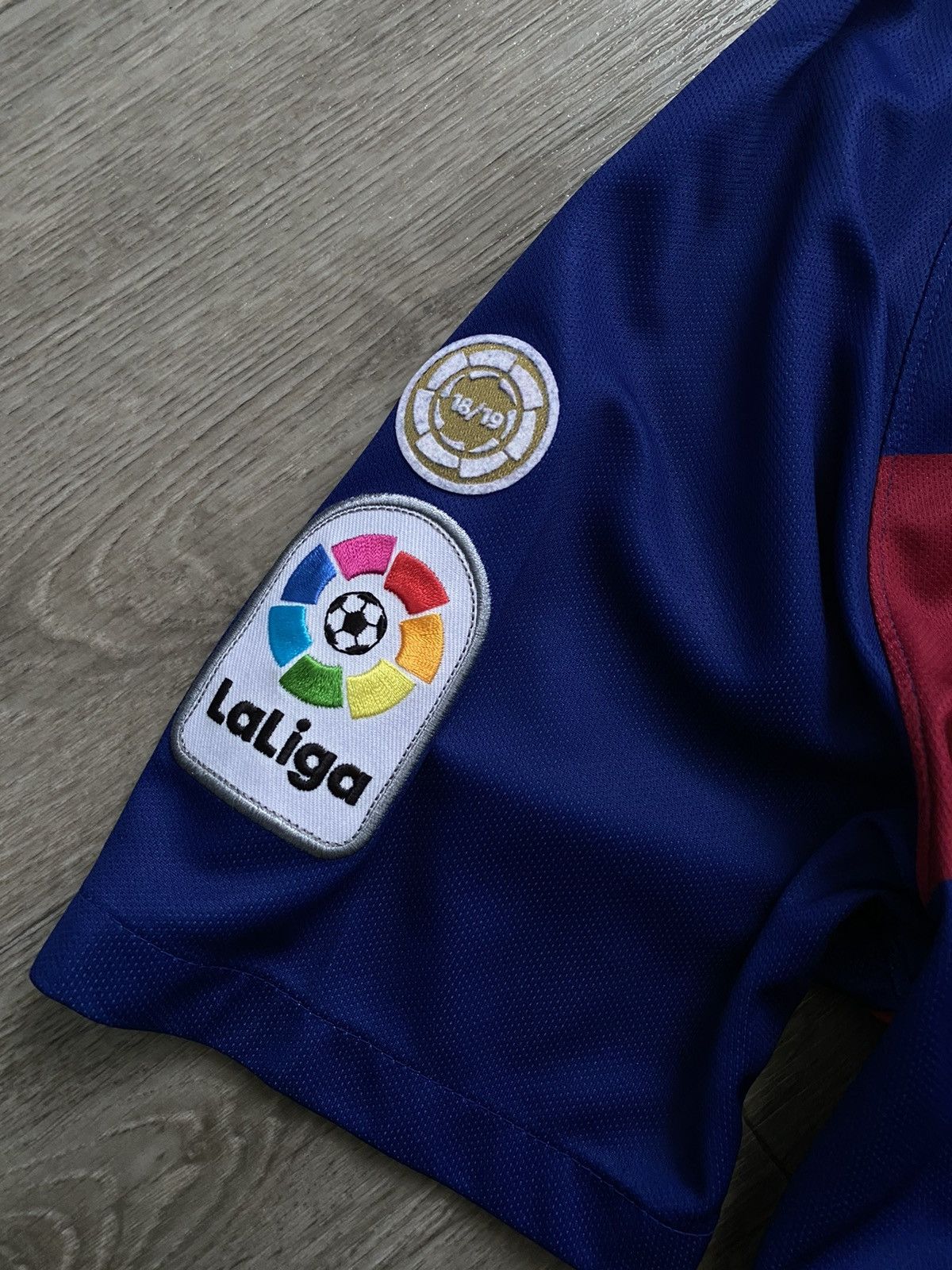 Nike 🫧Barcelona 19/20s Home Shirt Jersey Nike #10 Messi Size US S / EU 44-46 / 1 - 4 Thumbnail