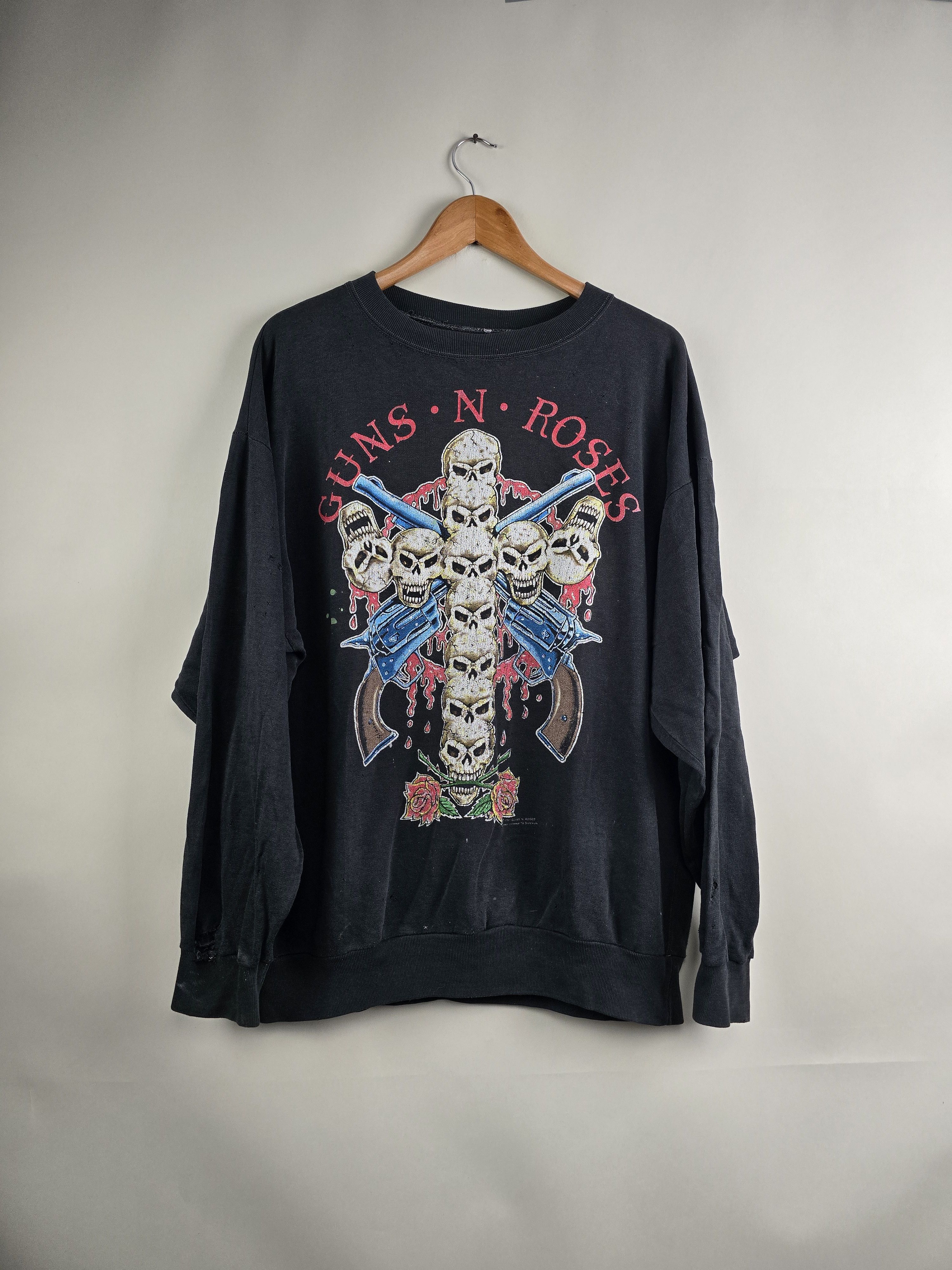 image of Band Tees x Guns N Roses 1991 Guns N Roses Use Your Illusion Crew Neck XL 23.5" 28" in Black, Men's