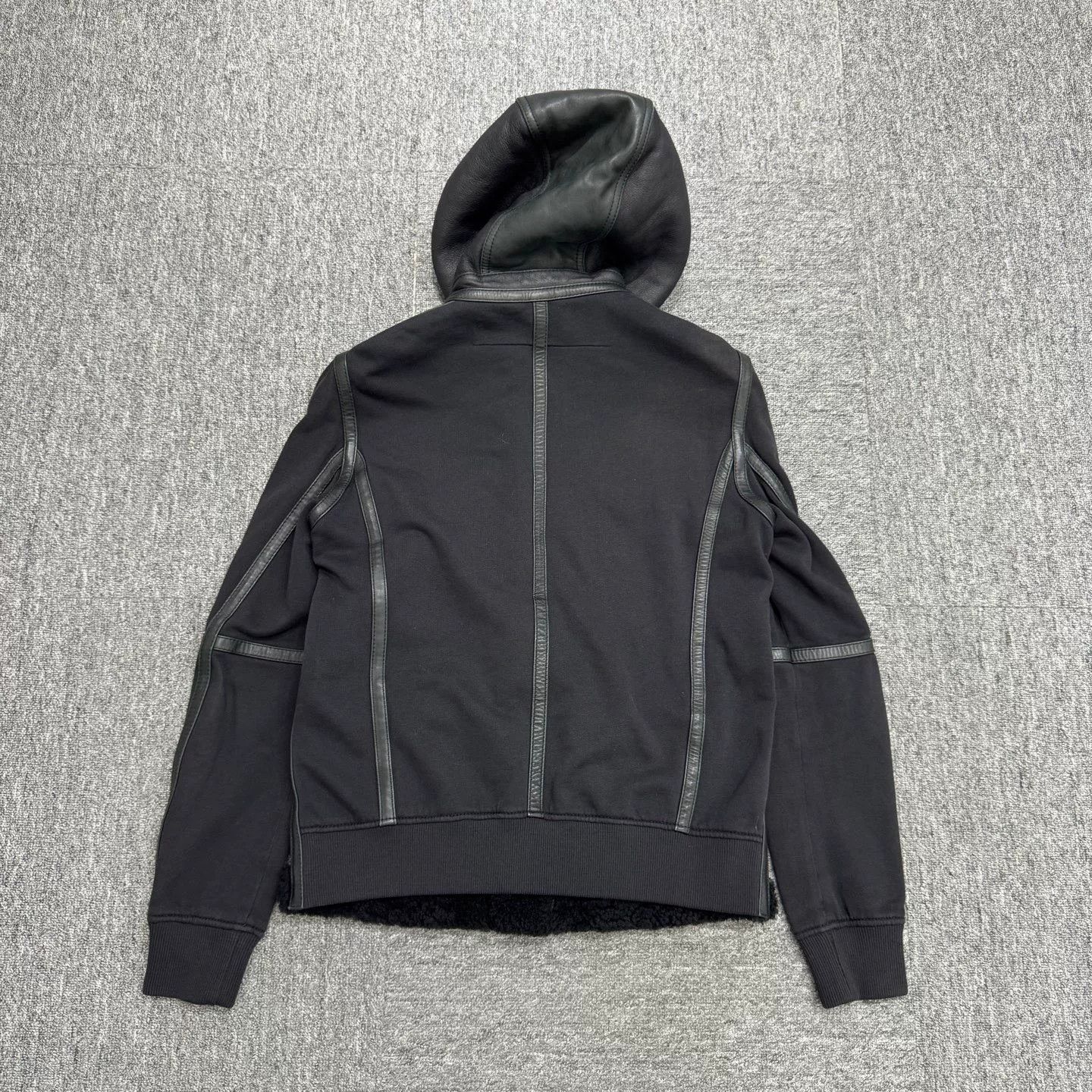 Givenchy Givenchy Hooded Jacket in Black Leather. Size US S / EU 44-46 / 1 - 2 Thumbnail
