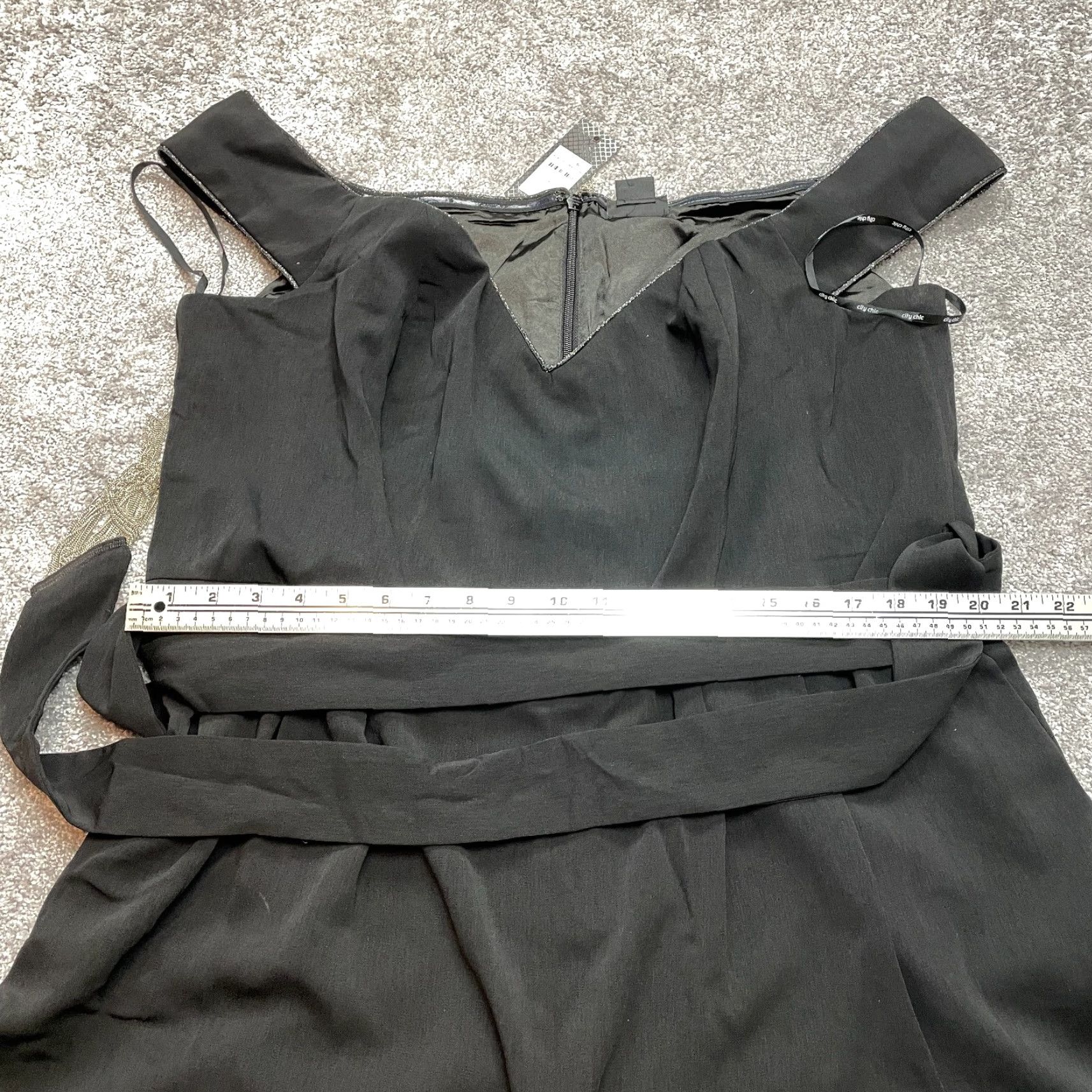 Vintage City Chic Romper Womens XL Black Fringe Belted Knit Sleeveless V-Neck Casual One-Piece New NWD Size 40" / US 18 - 5 Thumbnail