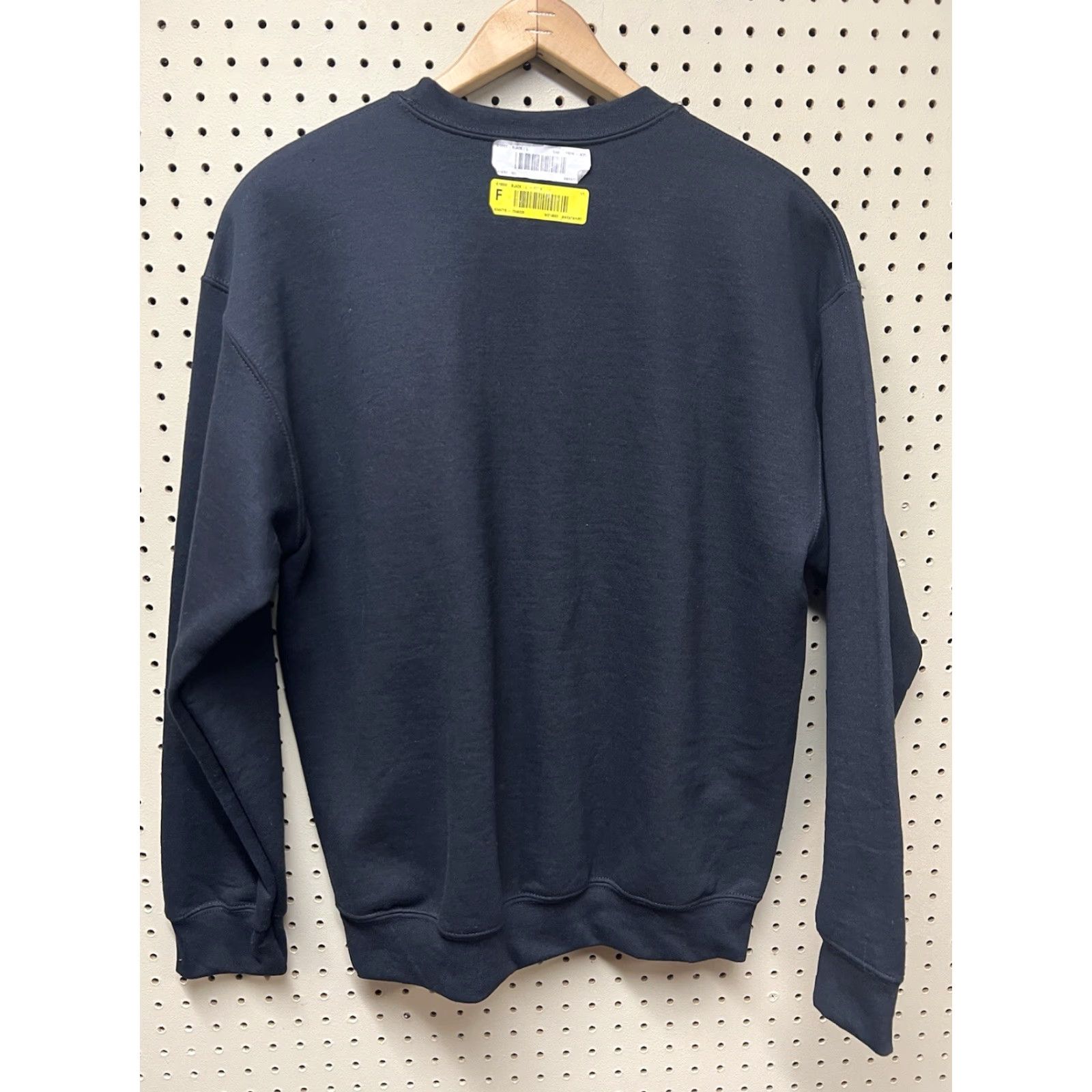 Gildan Netflix STRANGER THINGS Large Black Sweatshirt Chapter 9 Piggyback Be Still Size L / US 10 / IT 46 - 2 Thumbnail