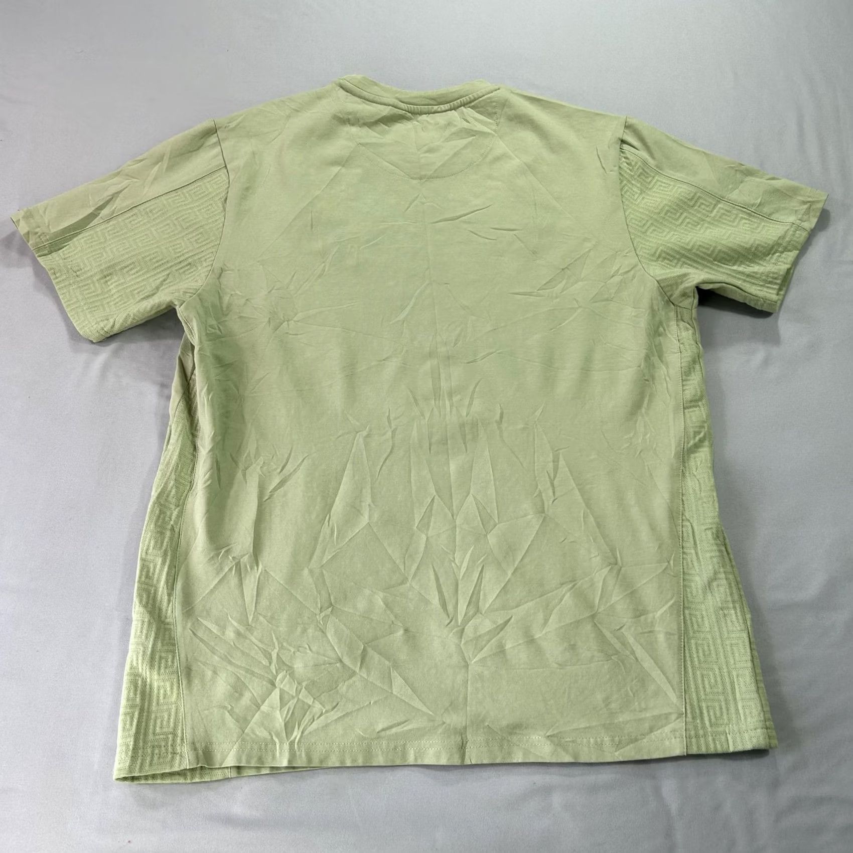 Logo 7 Makobi Shirt Mens Medium Green M346 Embossed Pattern Stretch Tee Black Dog Logo Shirt Size US M / EU 48-50 / 2 - 2 Thumbnail