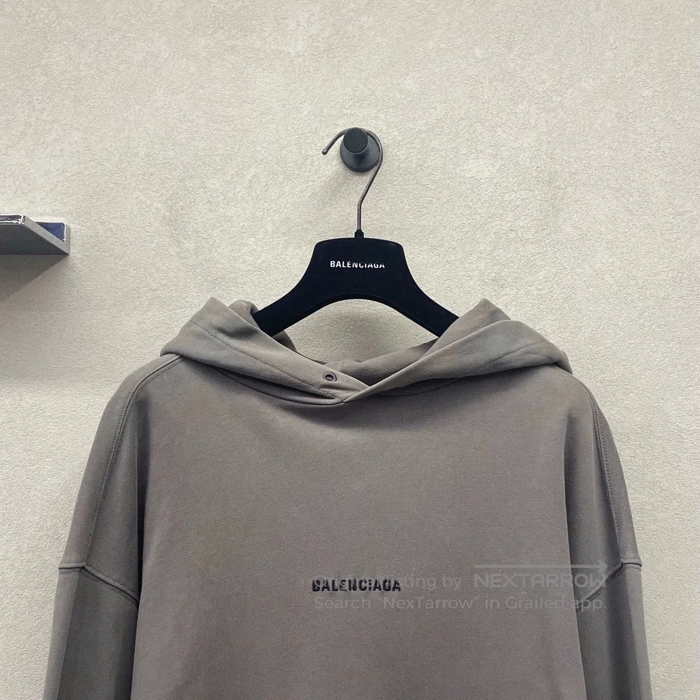 Balenciaga balenciaga gray logo hoodie sweatshirt for women. Size US S / EU 44-46 / 1 - 4 Thumbnail