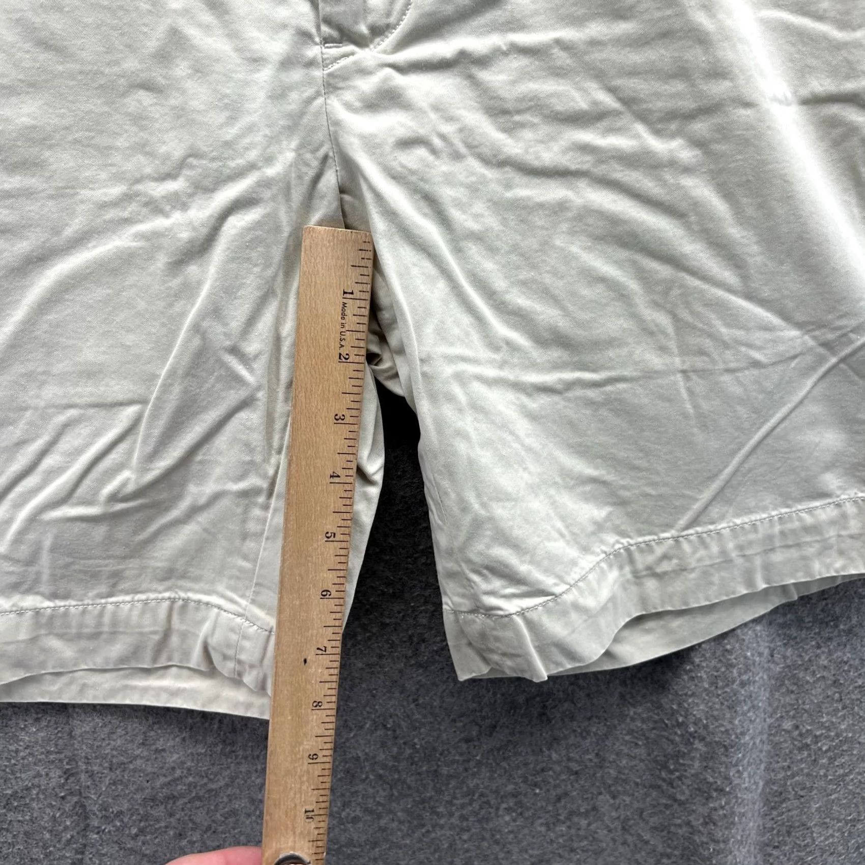 Polo Ralph Lauren VINTAGE Polo Ralph Lauren Shorts Mens 34 Khaki Chino Flat Front Classic Fit Canvas Tan Beige Pocket Pockets 8in Inseam Summer Mens Size US S / EU 44-46 / 1 - 5 Thumbnail