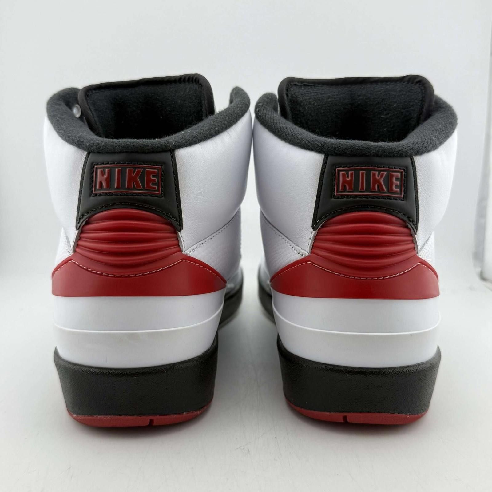 Nike Air Jordan 2 Retro White/Varsity Red-Black 9.5 Used OG Box Size US 9.5 / EU 42-43 - 5 Thumbnail