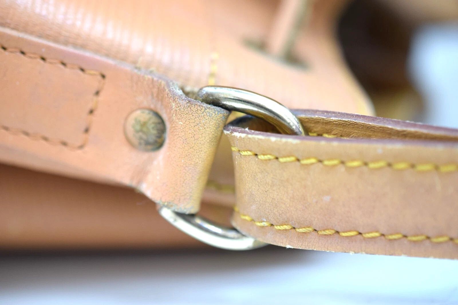 Louis Vuitton Auth Louis Vuitton Petit Noé Shoulder Bag Epi Leather M44108 Size ONE SIZE - 10 Thumbnail