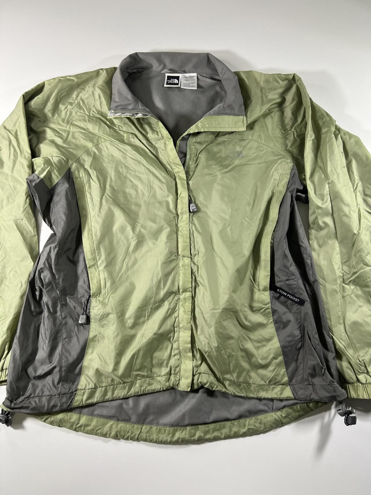 The North Face The North Face Women's Lightweight Nylon Jacket Size L Size L / US 10 / IT 46 - 1 Thumbnail