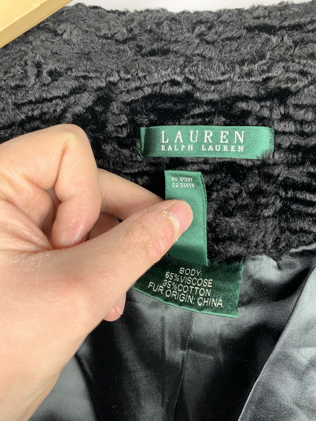 Lauren Ralph Lauren Vintage Y2K Polo Lauren Ralph Lauren Faux Fur Jacket Size 1X Size M / US 6-8 / IT 42-44 - 7 Thumbnail