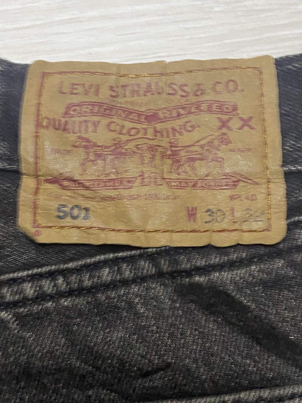 Levi's Vintage Levis 501 Black DenimTear Distressed Jeans Size US 29 - 14 Thumbnail