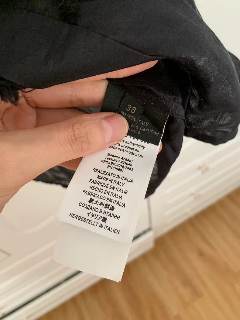 Versace Versace Silk shirt with black fungus Size XS / US 0-2 / IT 36-38 - 4 Thumbnail