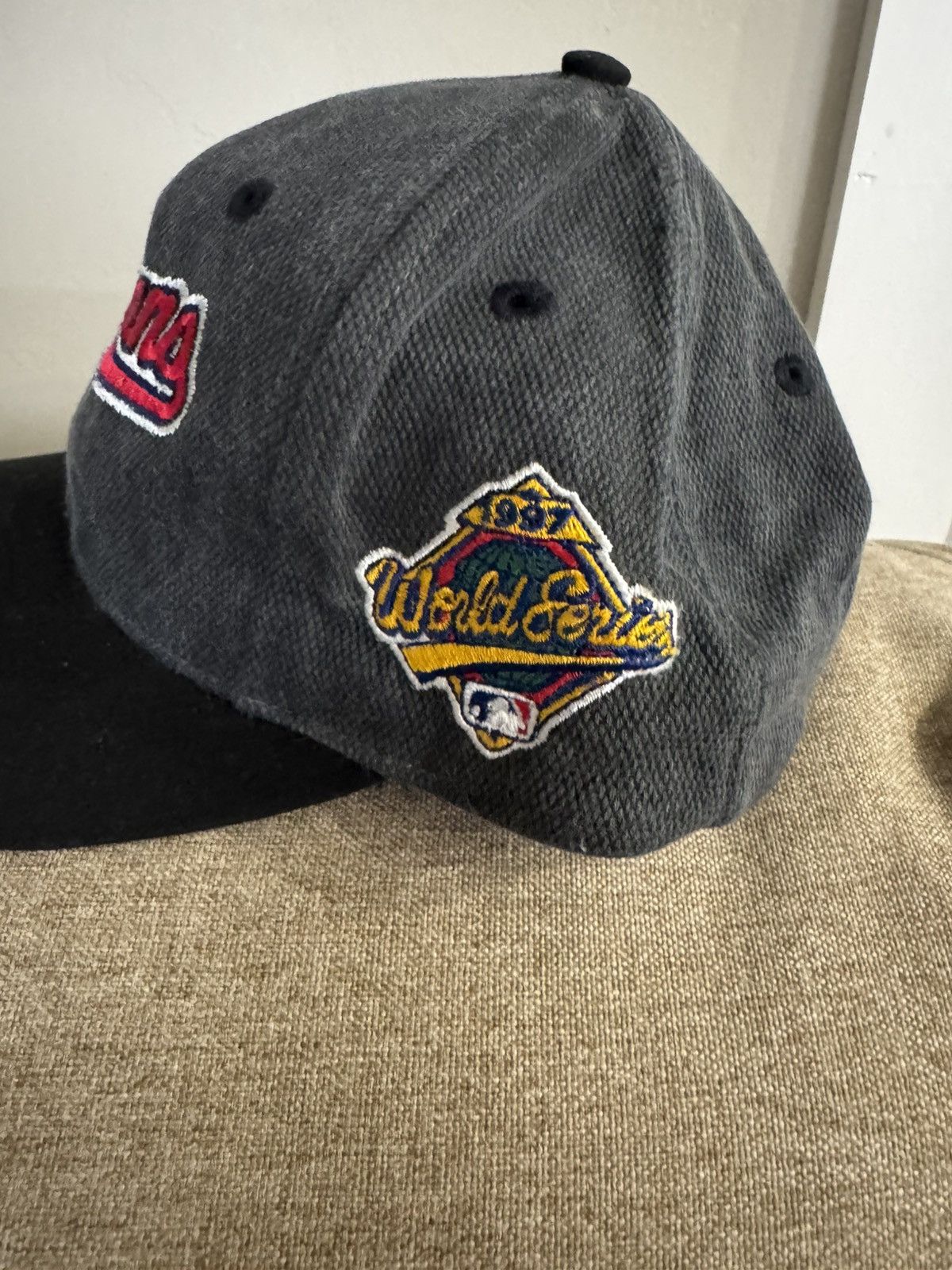 Logo 7 *VINTAGE* 1997 WS Cleveland Indians Logo 7 snapback Size ONE SIZE - 3 Thumbnail