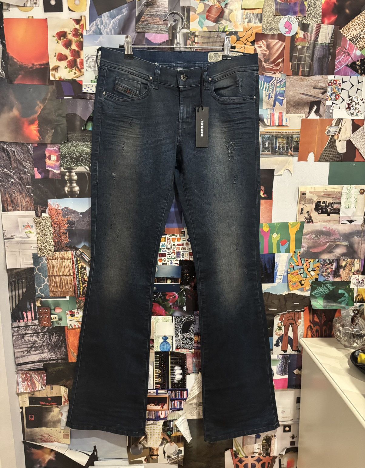 Diesel Diesel Slim Bootcut Lowleeh Jeans Womens 30 x 32 NWT Size 30" / US 8 / IT 44 - 1 Thumbnail
