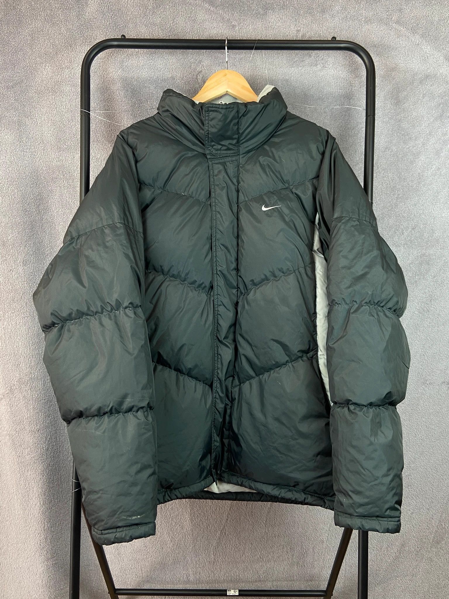 Nike Jacket Nike black swoosh embroidered vintage streetwear y2k Size US L / EU 52-54 / 3 - 1 Thumbnail