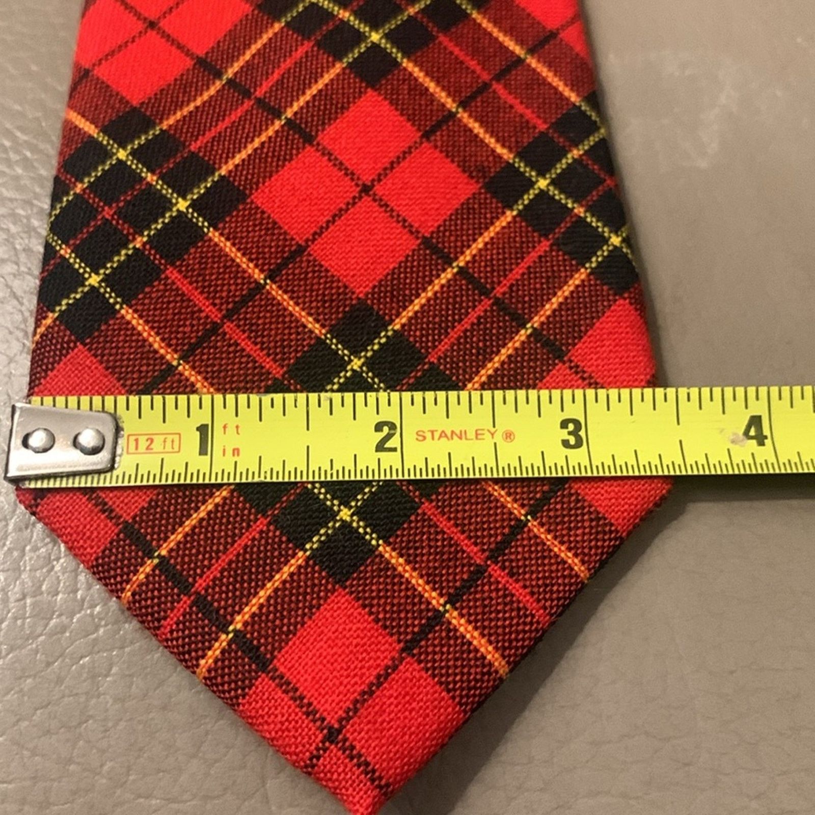 Robert Talbott Brodie clan tartan plaid 100% wool necktie Robert Talbot Size ONE SIZE - 9 Thumbnail