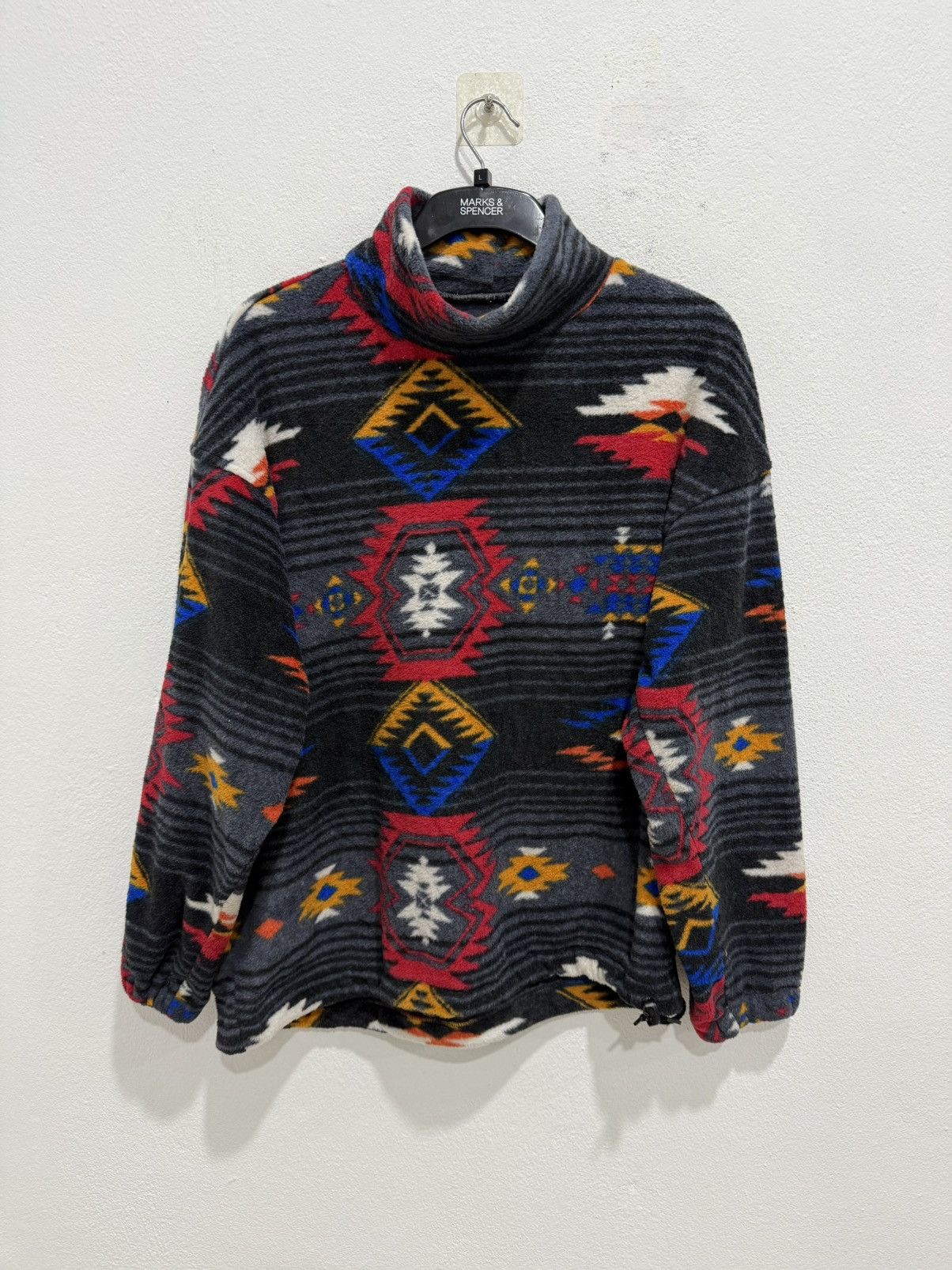 ELLESSE NAVAJO AZTEC DESIGN PULL OVER TURTLE NECK DESIGN