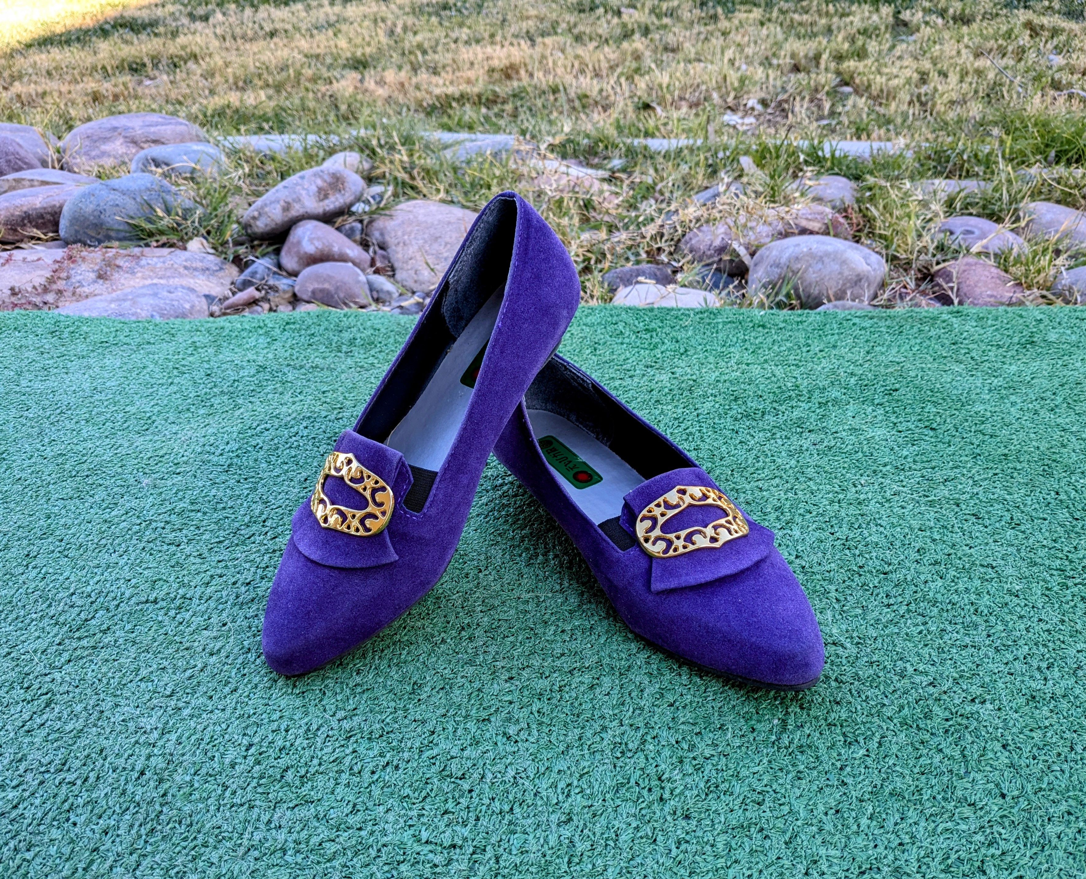 Vintage Genga Vintage Japanese 1970s Velvet Retro Slip-On Flat Shoes Size US 6.5 / IT 36.5 - 1 Thumbnail