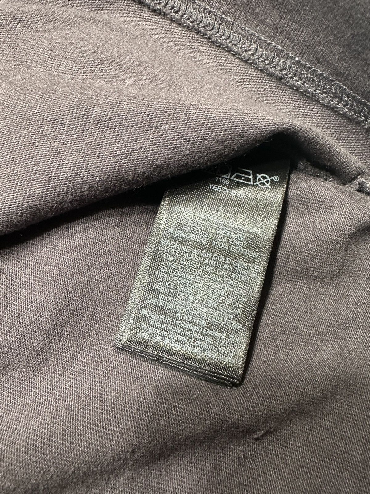 Balenciaga × Gap × Kanye West Yeezy Gap Long Sleeve Dove Tee/ Dark Grey Large Size US L / EU 52-54 / 3 - 6 Thumbnail