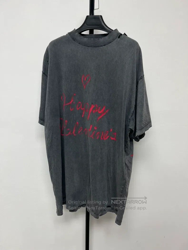 Balenciaga Balenciaga Valentine's Day series round neck short sleeve Size US M / EU 48-50 / 2 - 1 Thumbnail