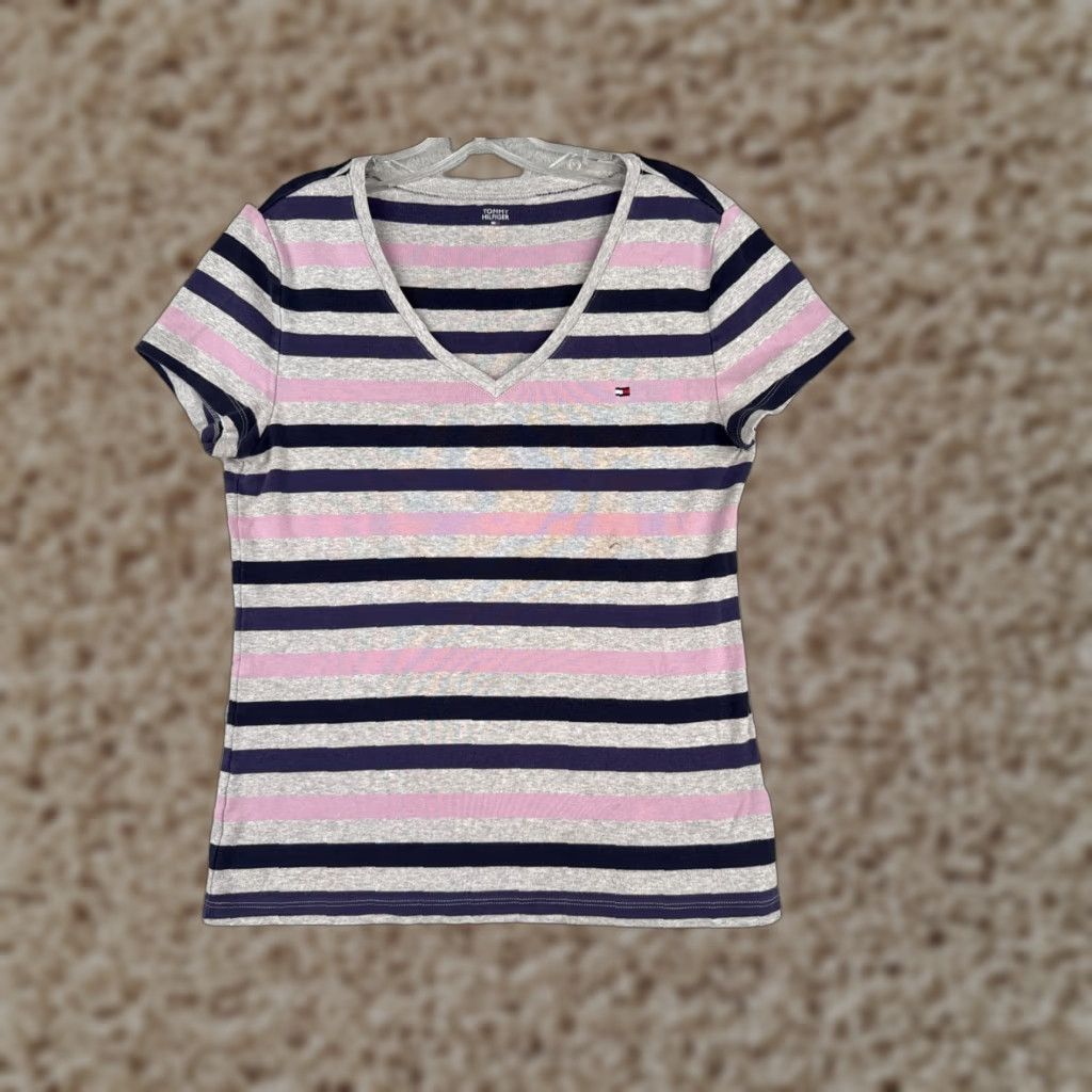 Tommy Hilfiger Tommy Hilfiger Shirt Juniors Extra Large Gray Pink Blue Stripe V-Neck Cotton Size XL / US 12-14 / IT 48-50 - 1 Thumbnail