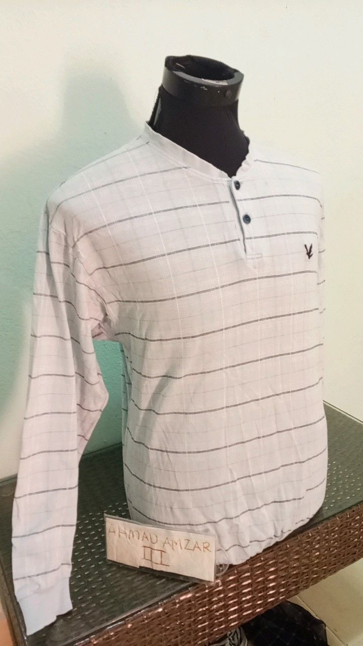 Lyle & Scott Lyle Scott Sweatshirt button Size US L / EU 52-54 / 3 - 1 Thumbnail