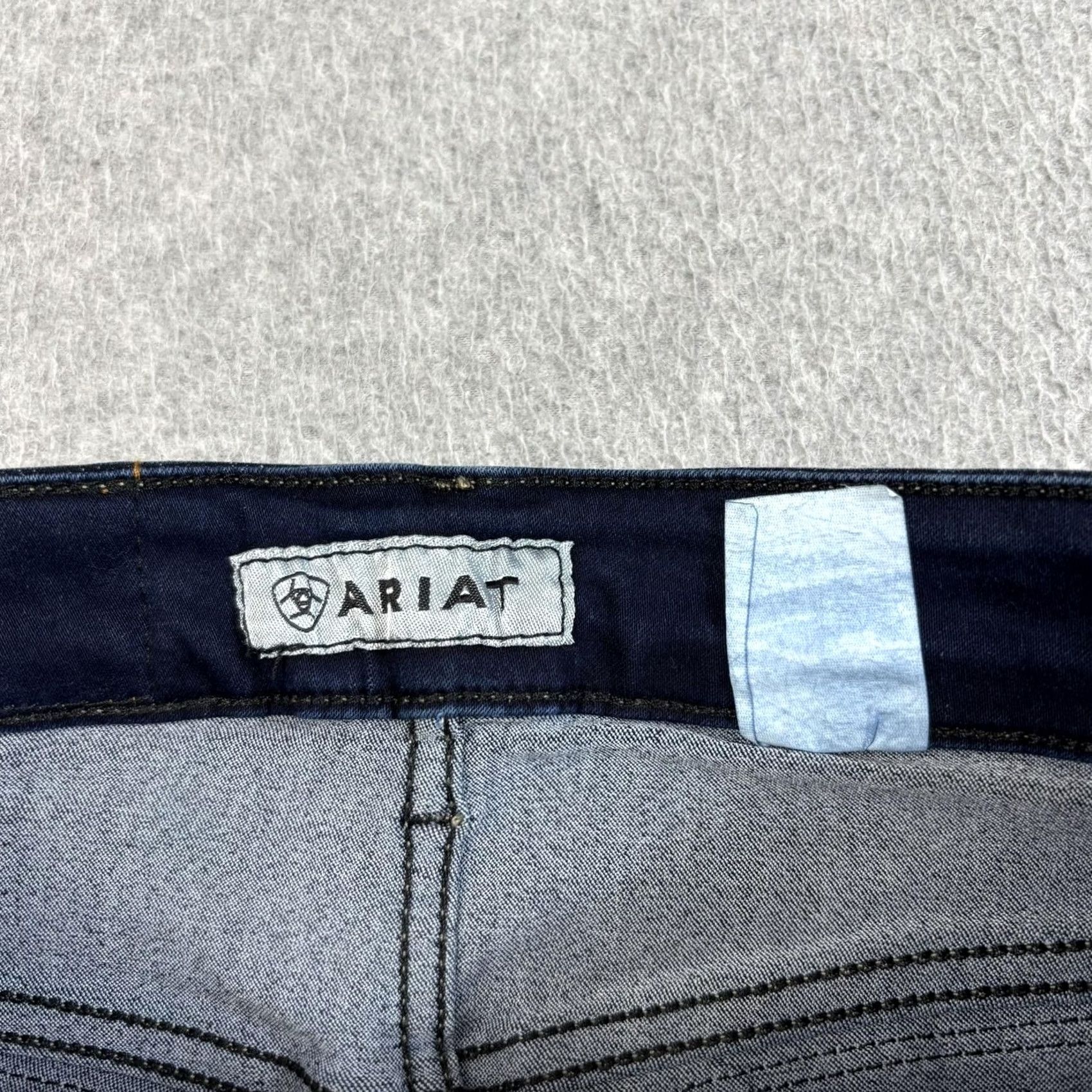 Ariat Ariat Jeans 5 Dark Wash M2 Mid Rise Bootcut Embroidered Back Juniors Size 27" / US 4 / IT 40 - 4 Thumbnail