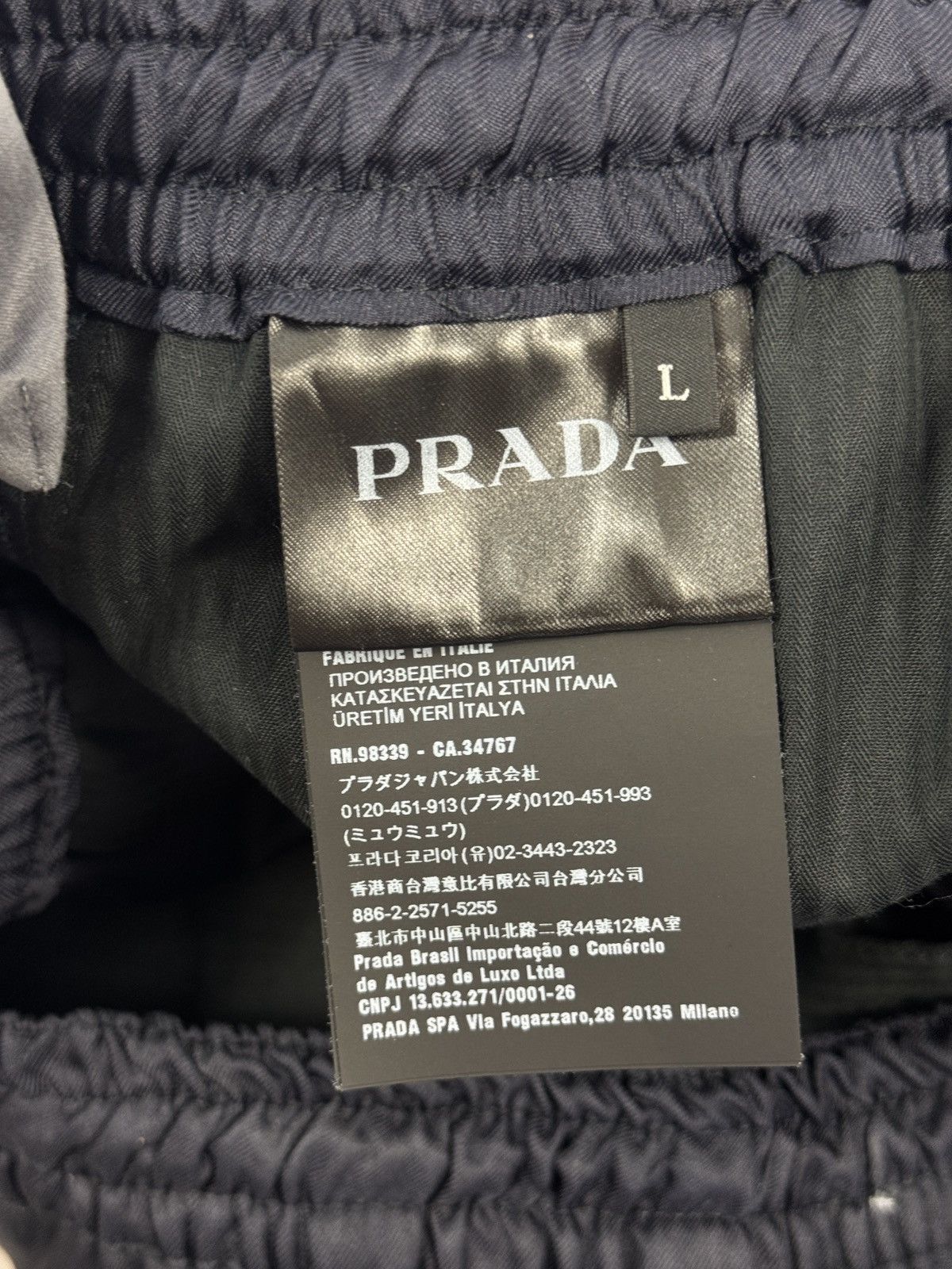 Prada SILK TAPERED TROUSERS Size US 34 / EU 50 - 11 Thumbnail