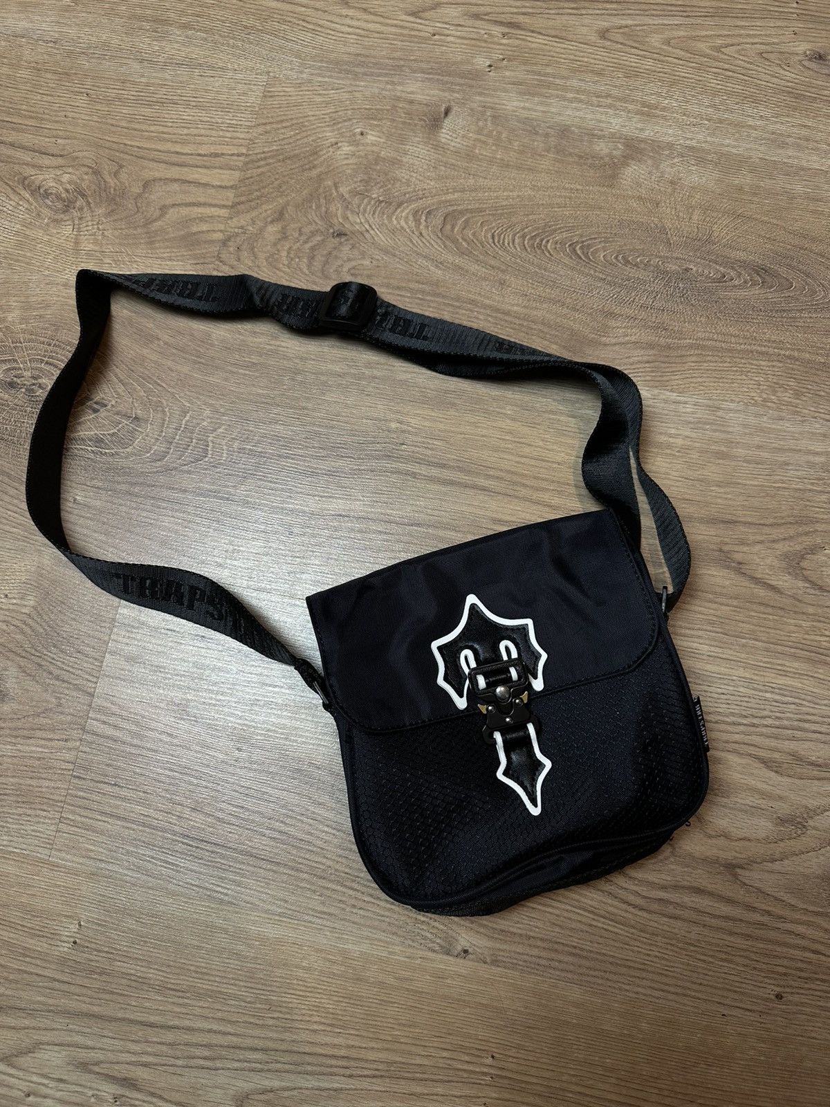 Trapstar London Trapstar Irongate T Cross-Body Bag 1.0 Black