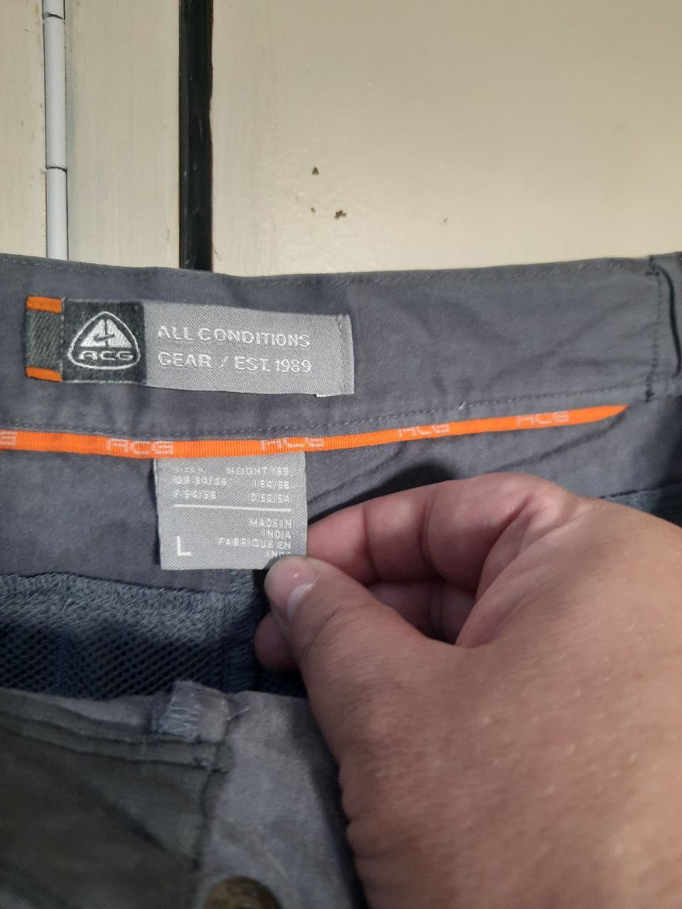 Nike ACG Nike ACG Shorts Size US 34 / EU 50 - 5 Thumbnail