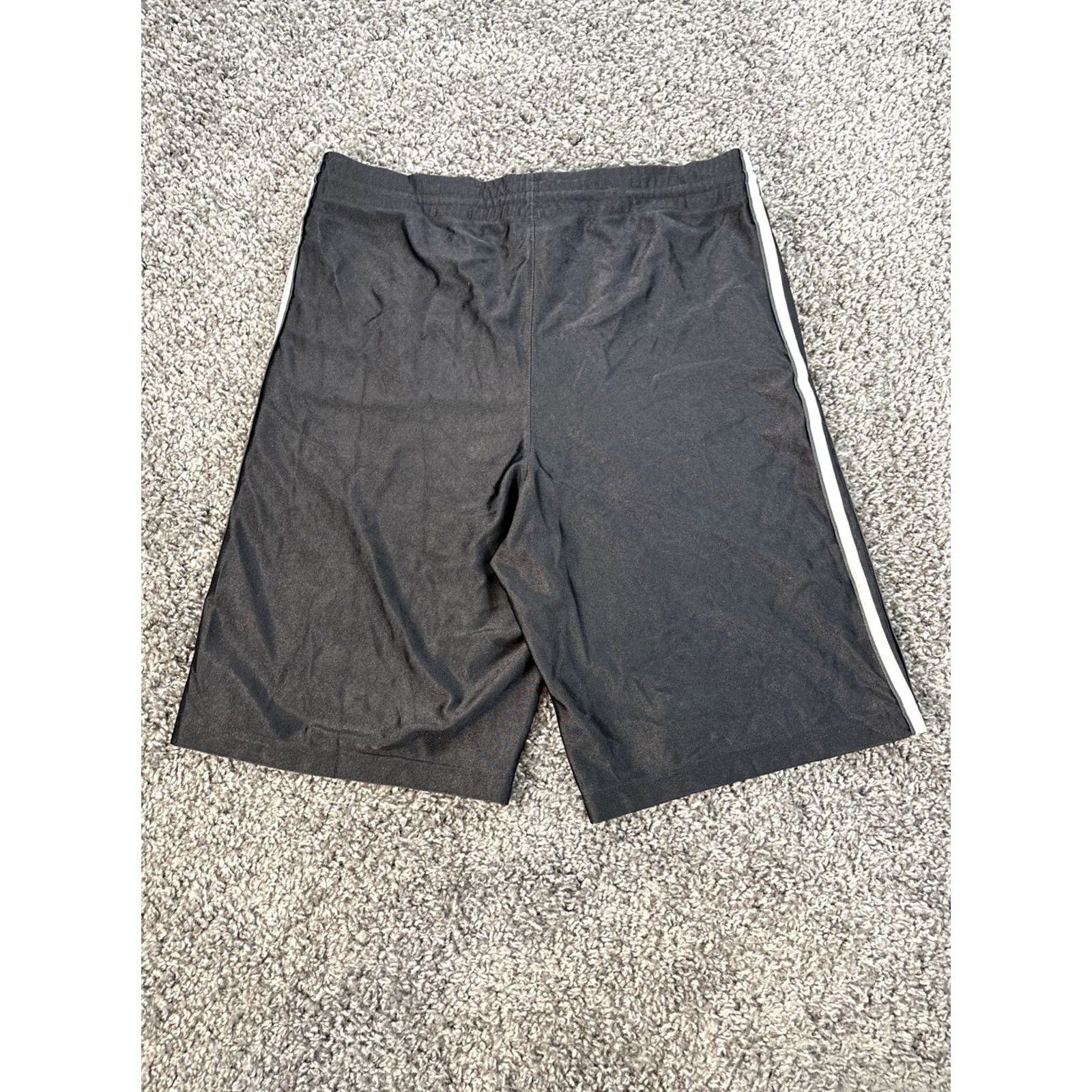 Adidas VINTAGE adidas Basketball Shorts Mens L Black Striped 90s Sports Athletic Baggy Y2K Shimmer Size US 33 - 7 Thumbnail