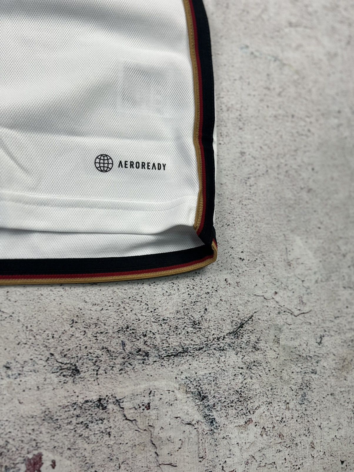 Adidas ADIDAS GERMANY NATIONALS 2022/2023 SOOCER JERSEY FOOTBALL Size US L / EU 52-54 / 3 - 3 Thumbnail