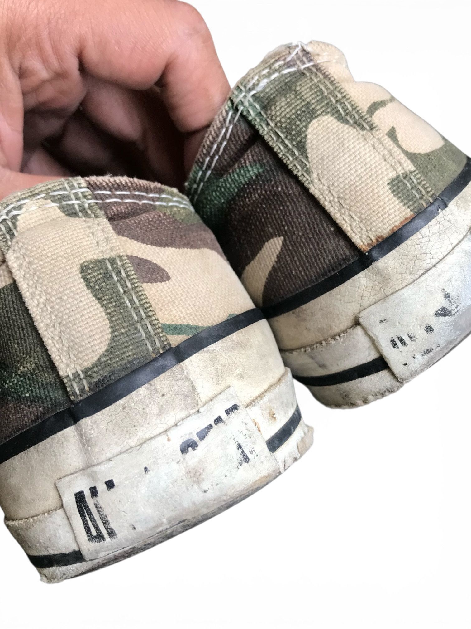 Converse 1990s Converse Chuck Taylor Low Camo Made In USA Size 7.5 Size US 7.5 / EU 40-41 - 8 Thumbnail