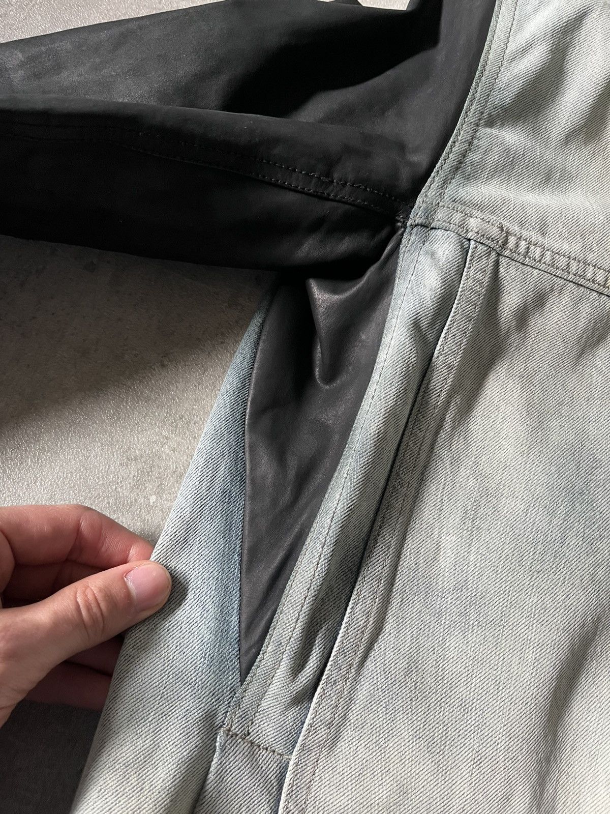 Rick Owens × Rick Owens Drkshdw Rick Owens hybrid denim calf stooge trucker jacket grail Size US L / EU 52-54 / 3 - 13 Thumbnail