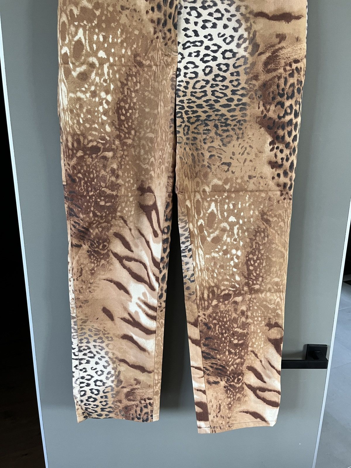 Ferre × Gianfranco Ferre Gianfranco Ferre Leopard Pattern Print Pants Size US 38 / EU 54 - 10 Thumbnail