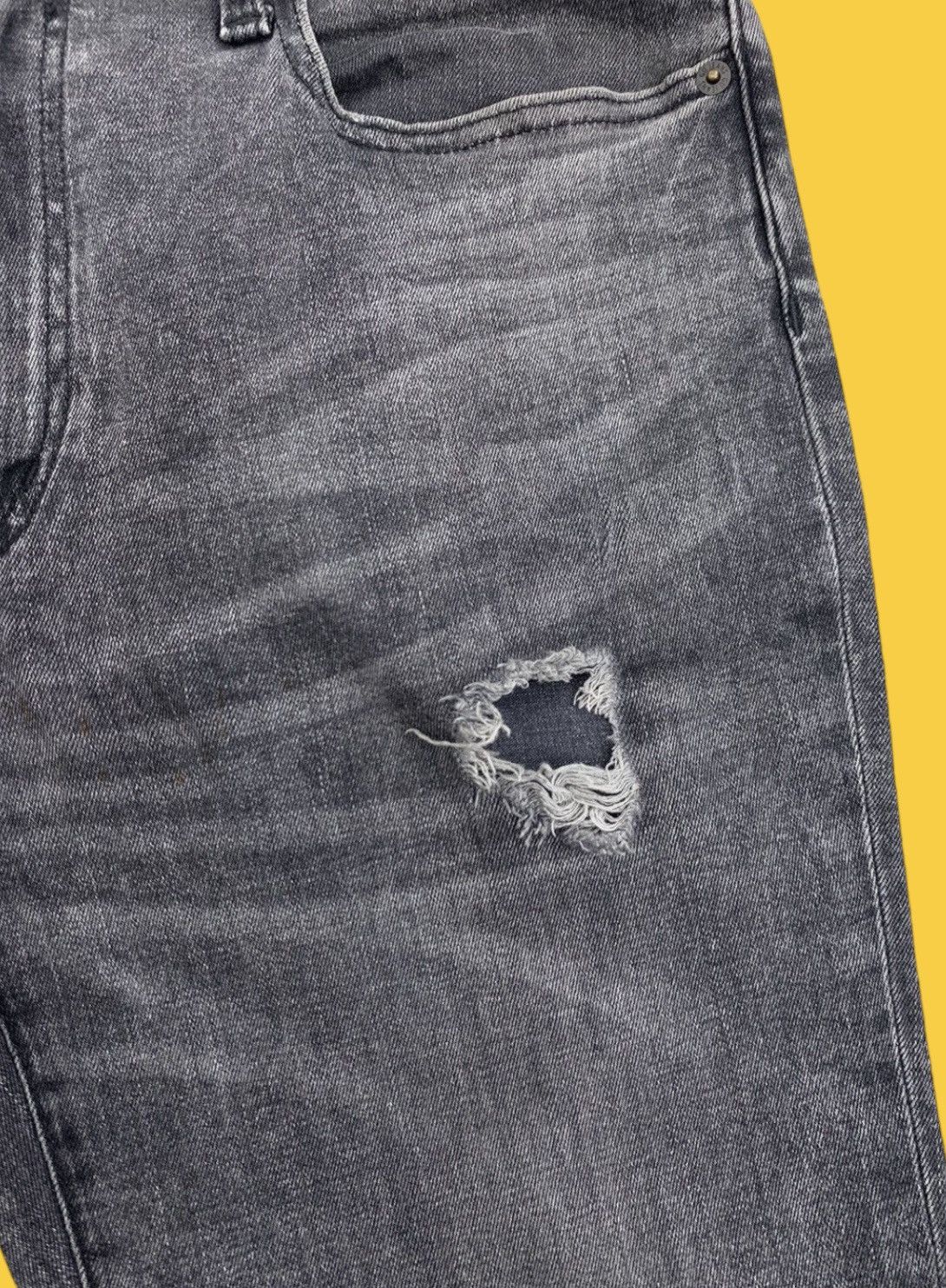 Jean Distressed Denim Black Jeans Size US 34 / EU 50 - 9 Thumbnail